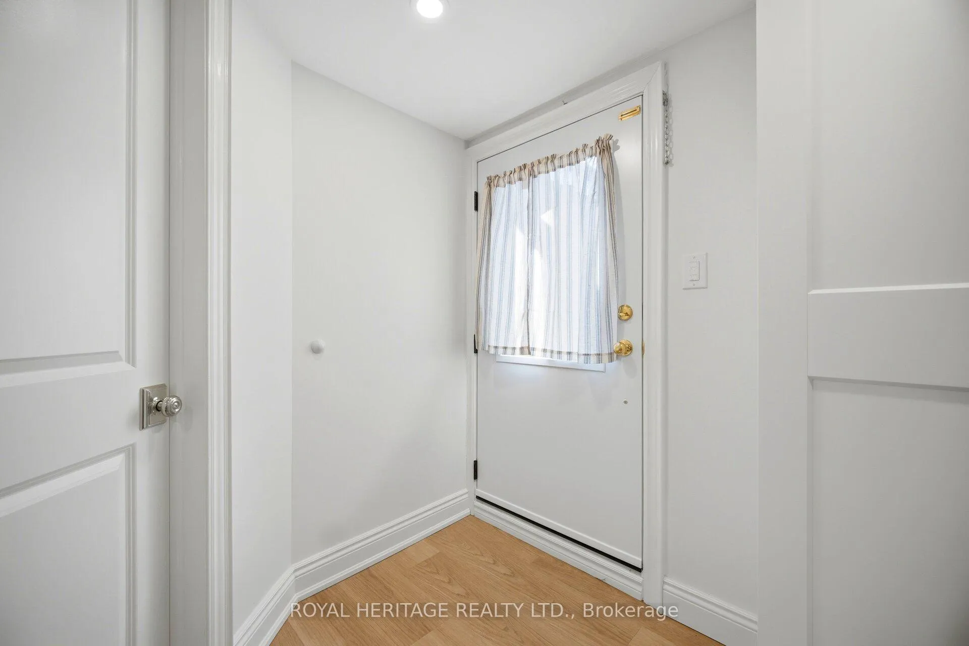 Photo 22 of 867 Parklane Avenue, Oshawa, Eastdale — HOMEH