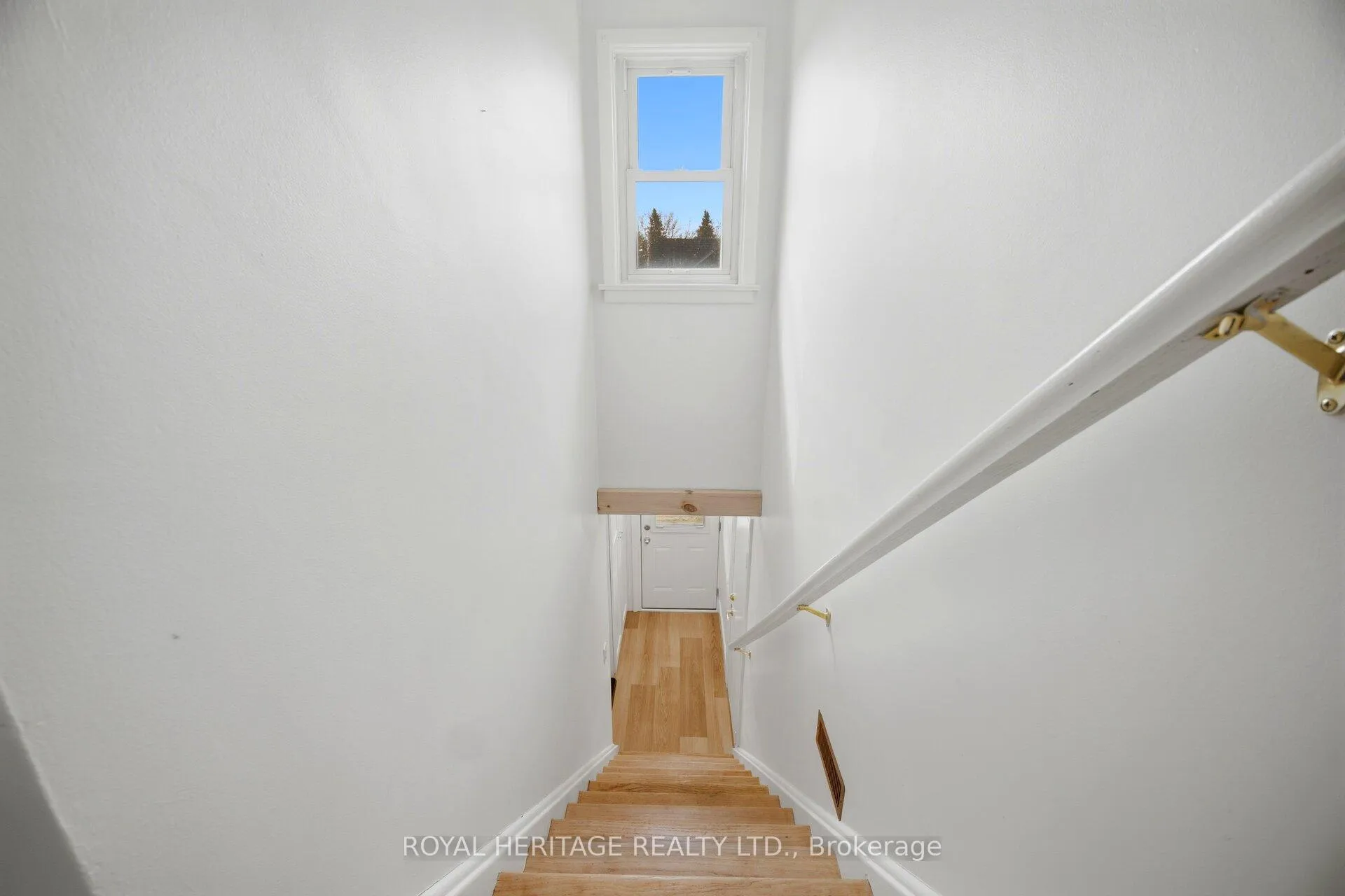 Photo 30 of 867 Parklane Avenue, Oshawa, Eastdale — HOMEH