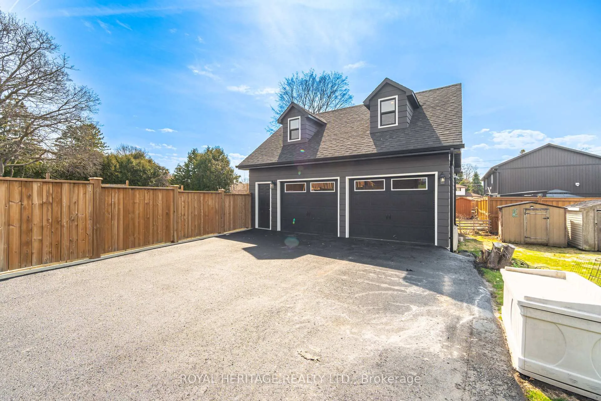 Photo 31 of 867 Parklane Avenue, Oshawa, Eastdale — HOMEH