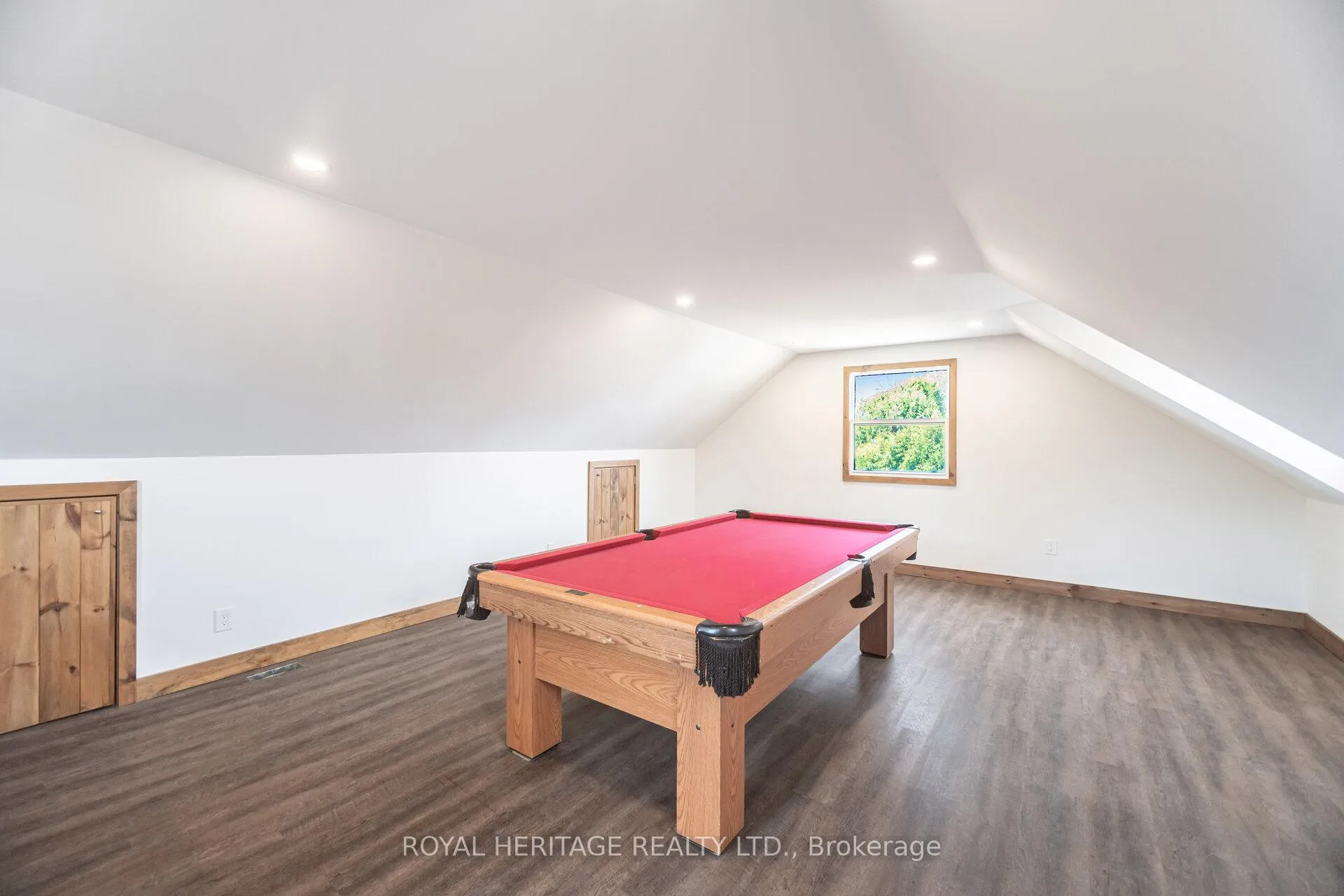Photo 34 of 867 Parklane Avenue, Oshawa, Eastdale — HOMEH
