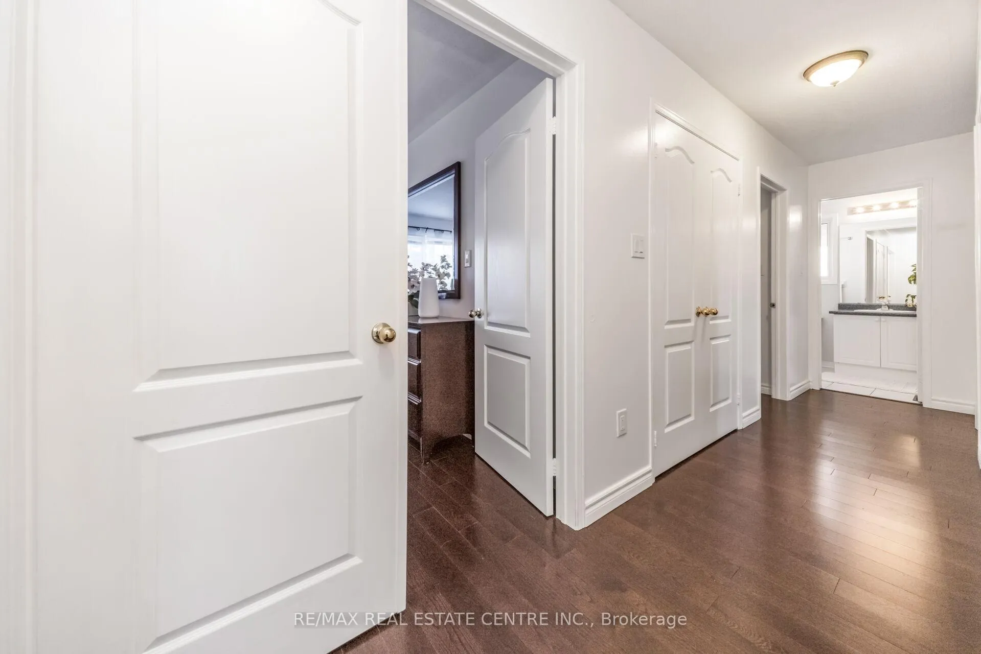 Photo 23 of 22 Mistycreek Crescent, Brampton, Fletcher's Meadow — HOMEH