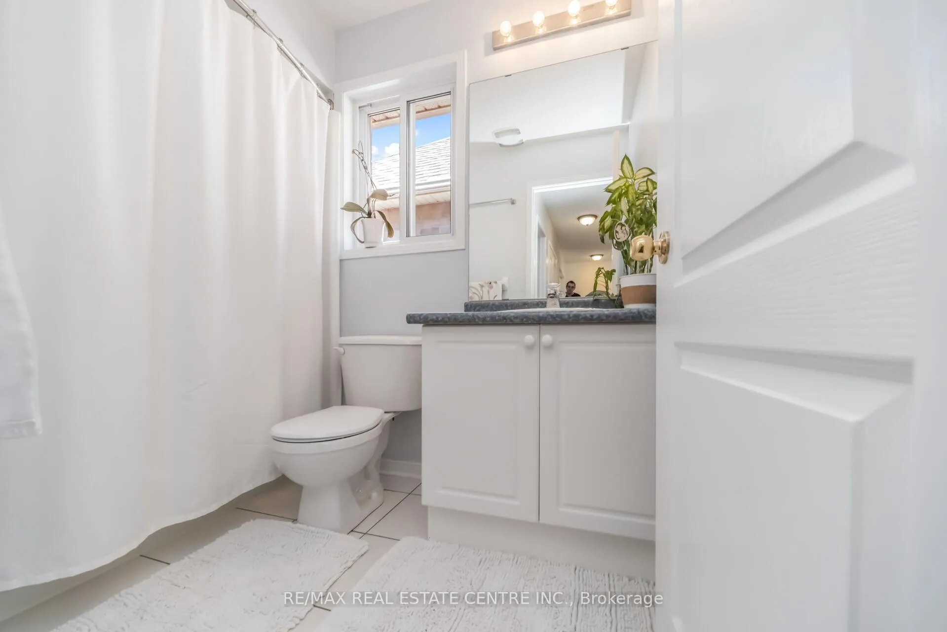Photo 36 of 22 Mistycreek Crescent, Brampton, Fletcher's Meadow — HOMEH