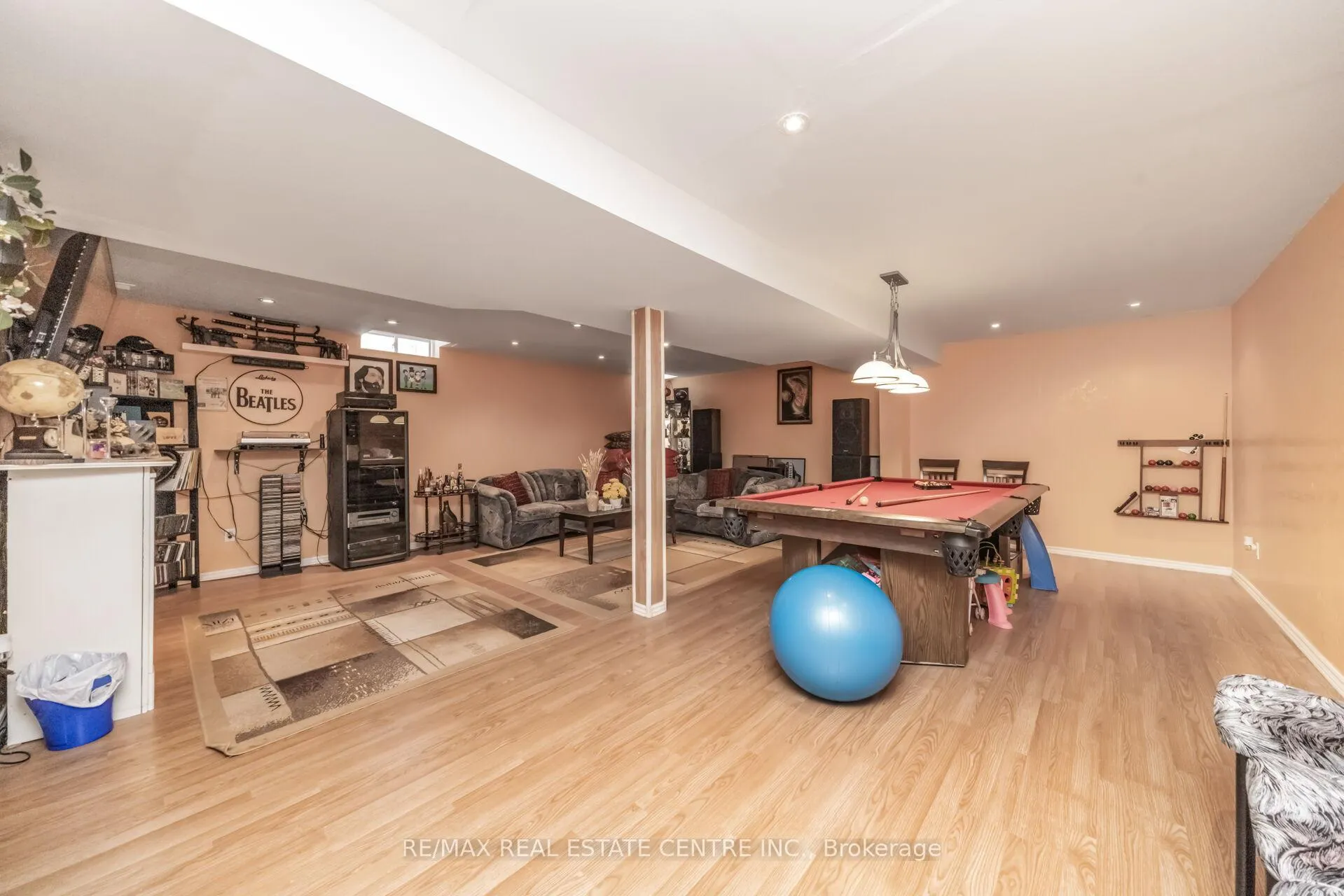 Photo 39 of 22 Mistycreek Crescent, Brampton, Fletcher's Meadow — HOMEH