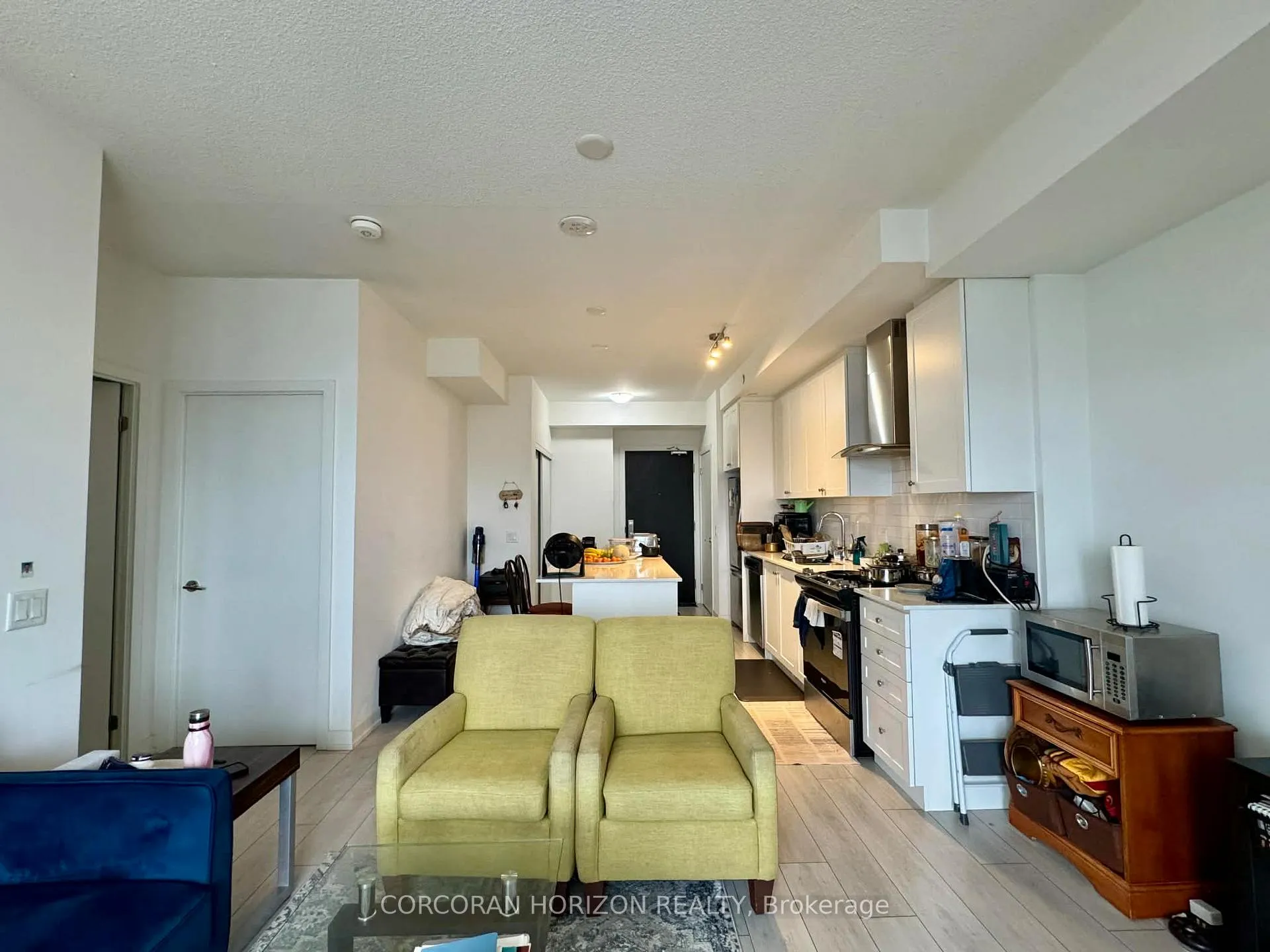 Photo 3 of Unit 1507, 55 Duke Street W, Kitchener — HOMEH