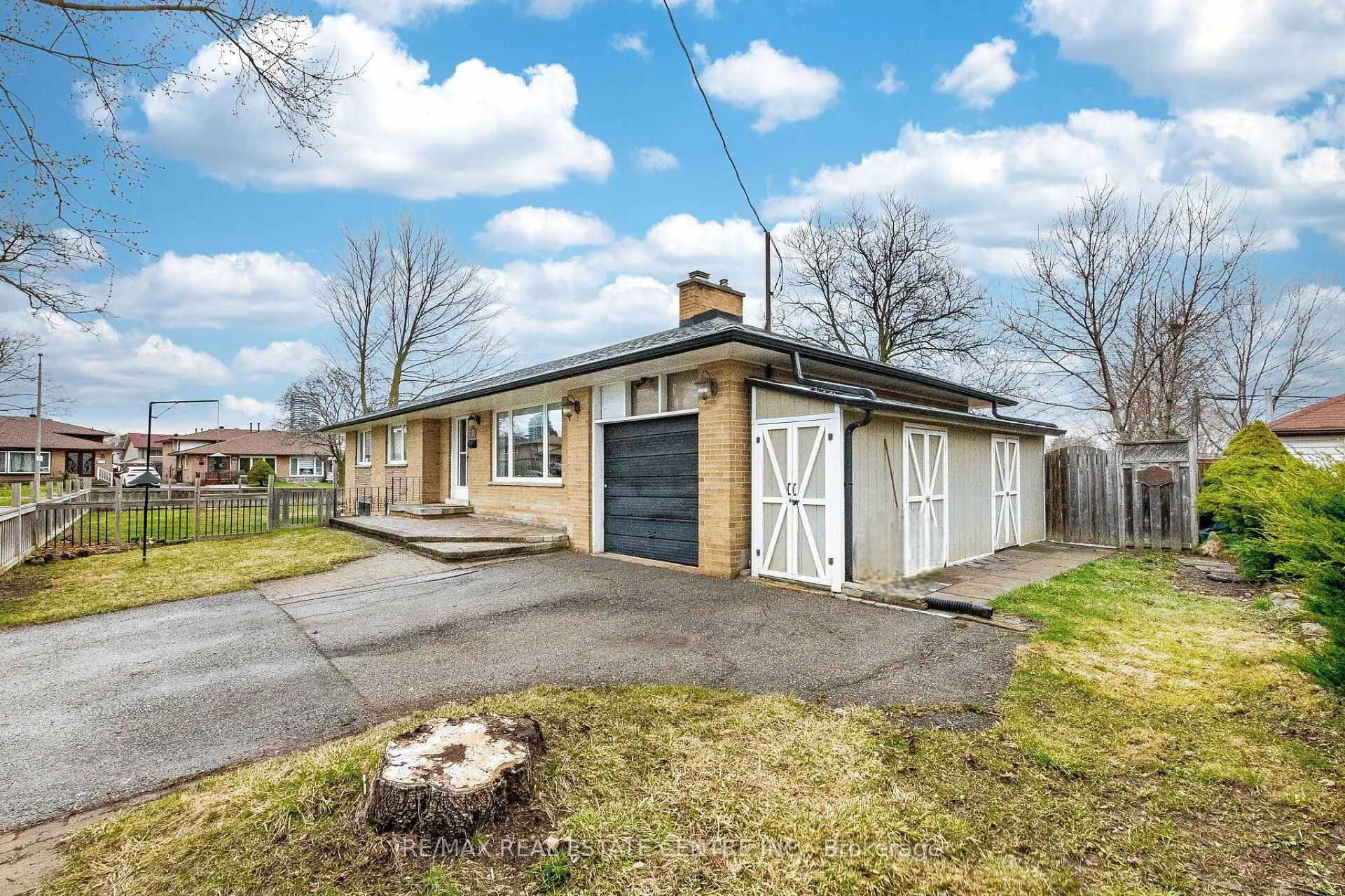 Photo 14 of 25 Lesbury Avenue, Brampton, Brampton East — HOMEH