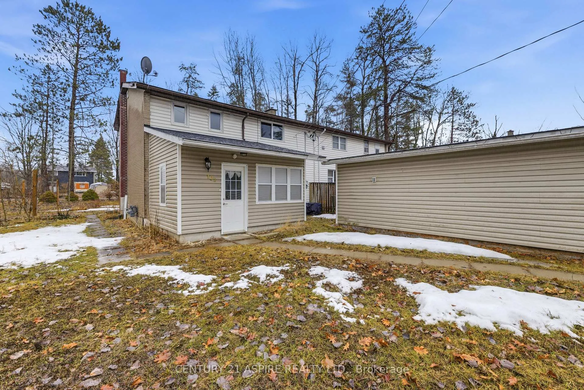 Photo 2 of 102 Birch Street, Deep River — HOMEH