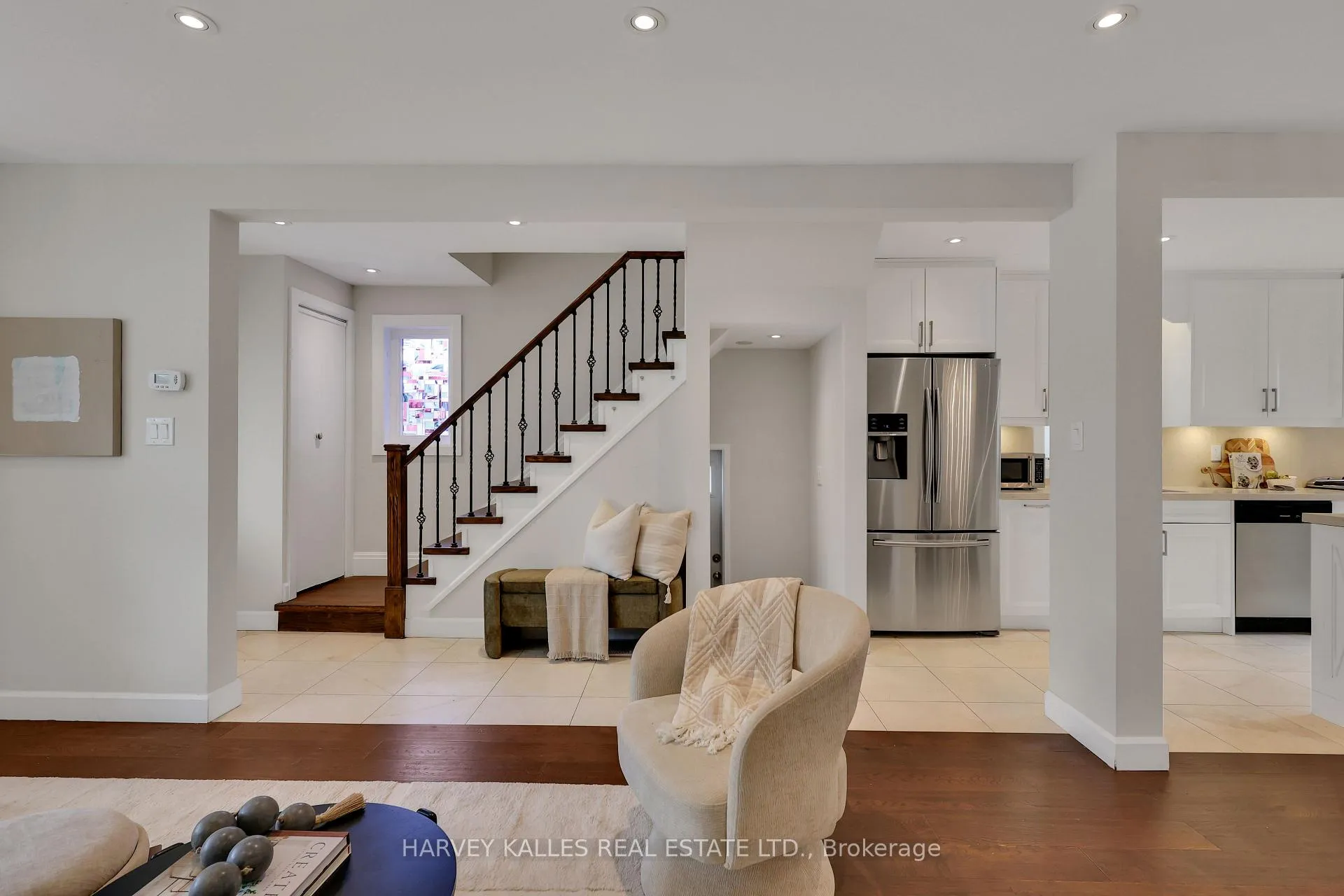 Photo 13 of 320 Melrose Avenue, Toronto, Bedford Park-Nortown — HOMEH