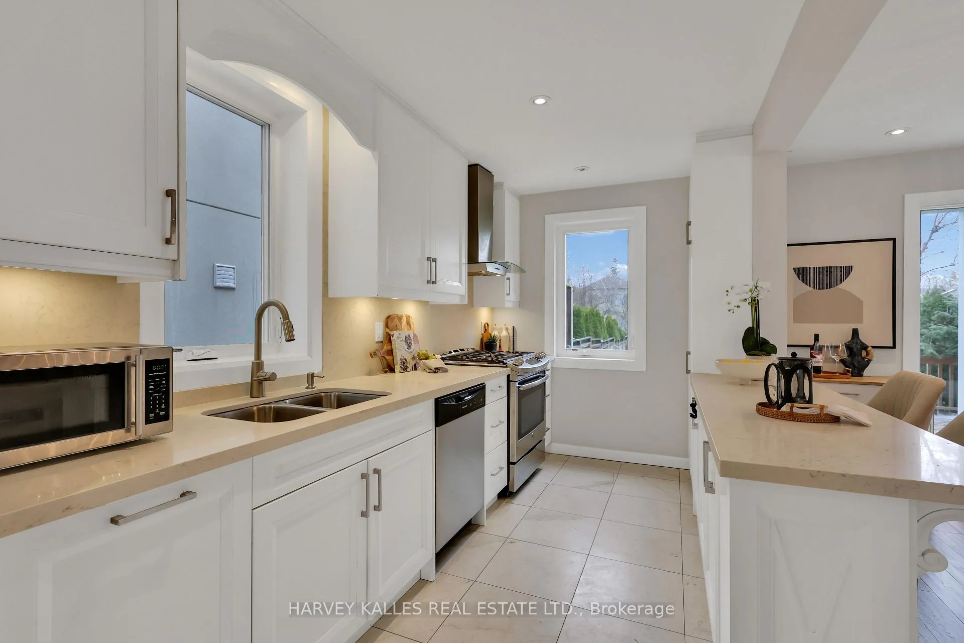 Photo 21 of 320 Melrose Avenue, Toronto, Bedford Park-Nortown — HOMEH