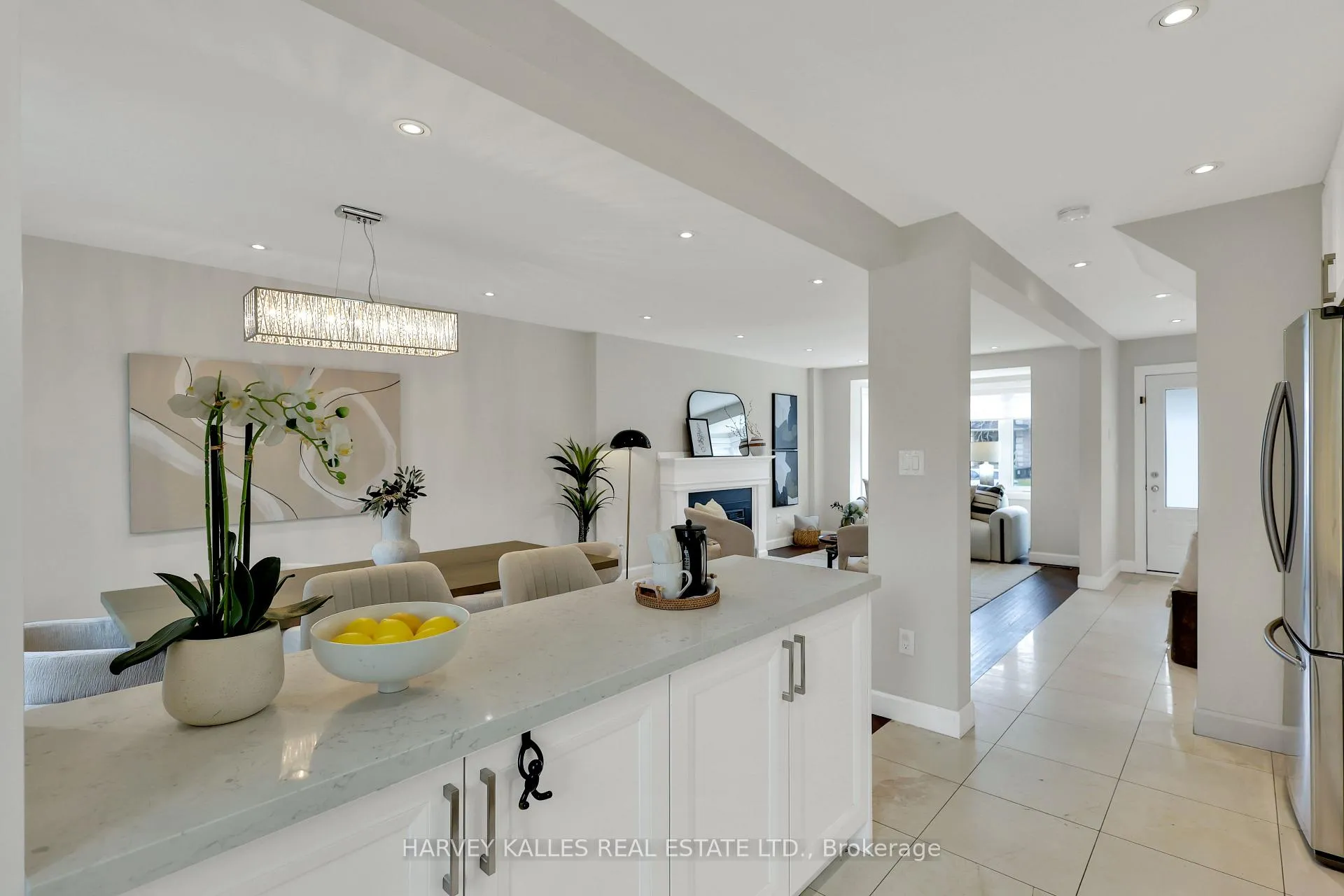 Photo 23 of 320 Melrose Avenue, Toronto, Bedford Park-Nortown — HOMEH