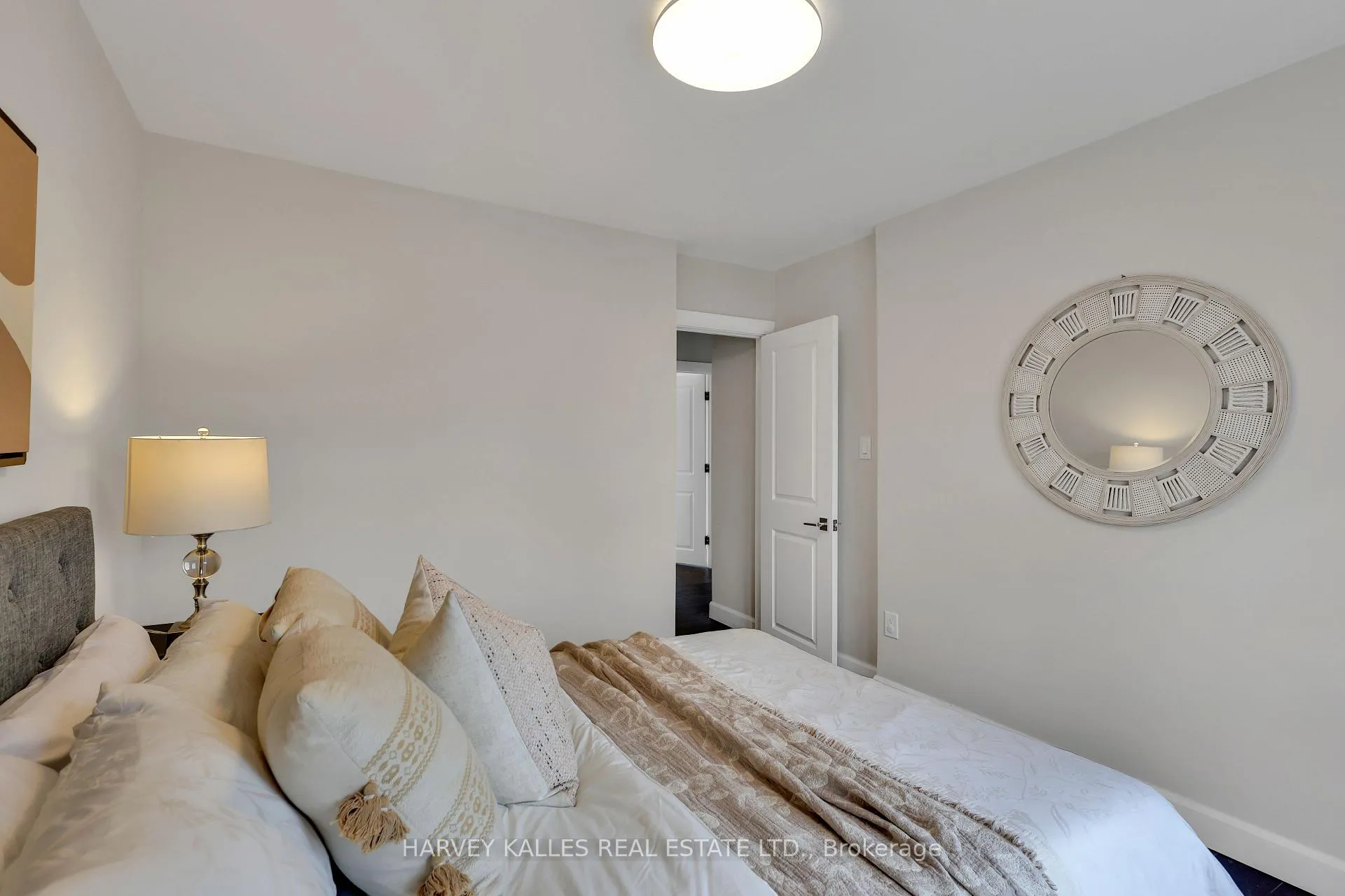 Photo 30 of 320 Melrose Avenue, Toronto, Bedford Park-Nortown — HOMEH