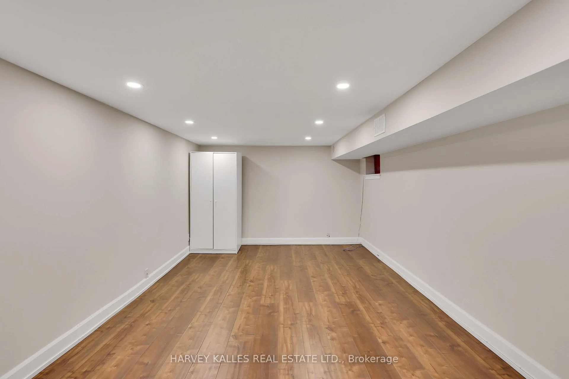 Photo 36 of 320 Melrose Avenue, Toronto, Bedford Park-Nortown — HOMEH