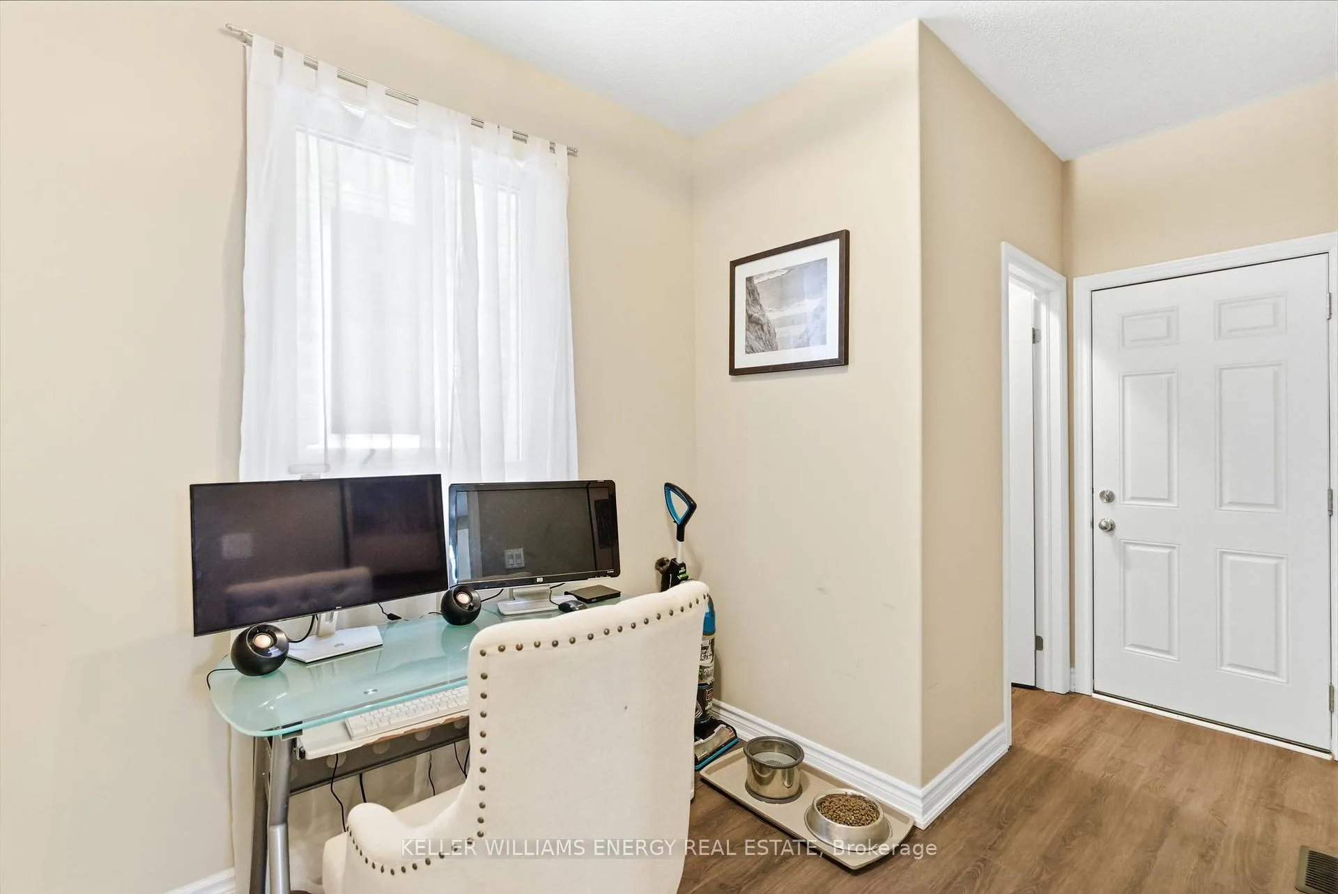 Photo 19 of 219 Crombie Street, Clarington, Bowmanville — HOMEH