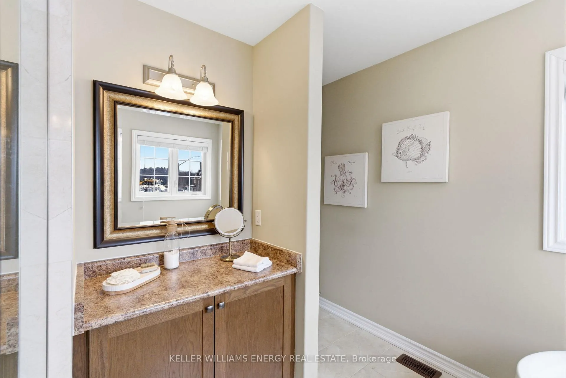 Photo 27 of 219 Crombie Street, Clarington, Bowmanville — HOMEH