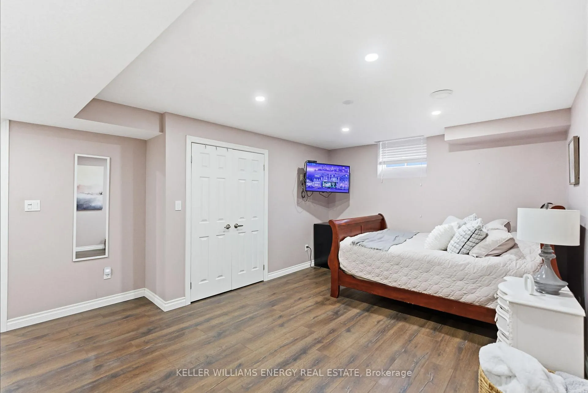 Photo 44 of 219 Crombie Street, Clarington, Bowmanville — HOMEH