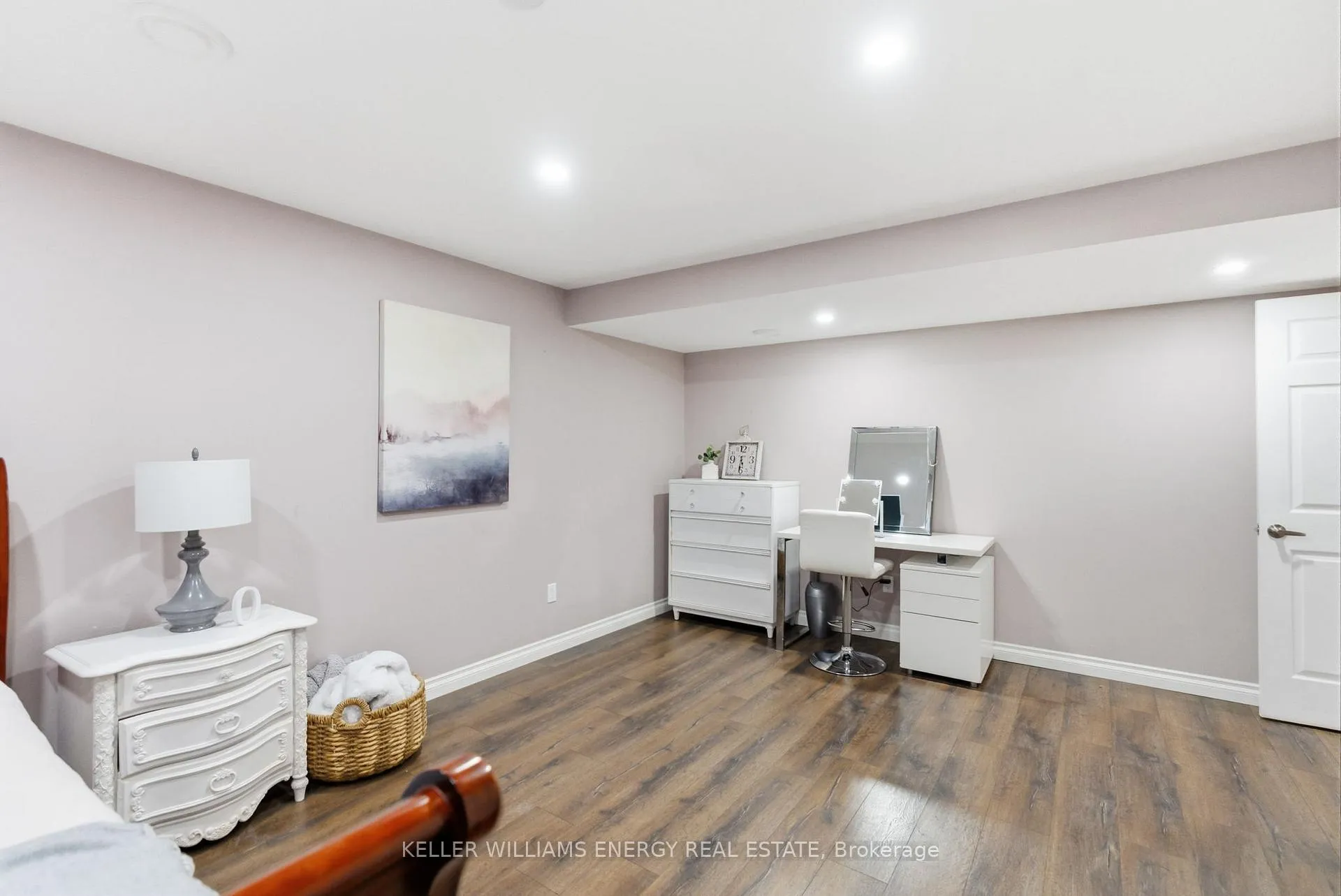 Photo 45 of 219 Crombie Street, Clarington, Bowmanville — HOMEH