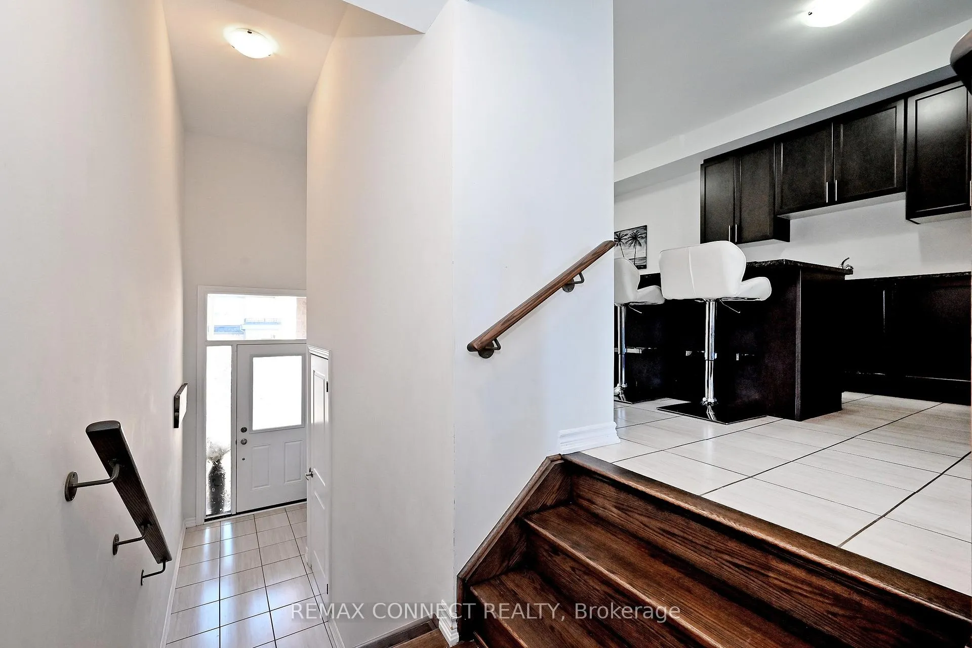 Photo 7 of 19 Gemma Place, Brampton, Heart Lake West — HOMEH