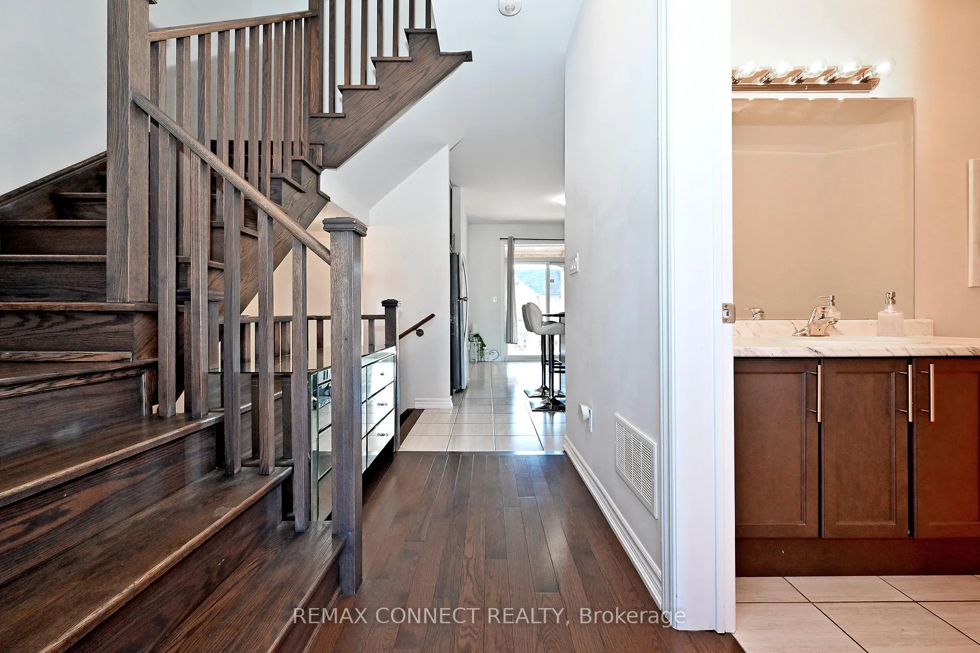 Photo 22 of 19 Gemma Place, Brampton, Heart Lake West — HOMEH