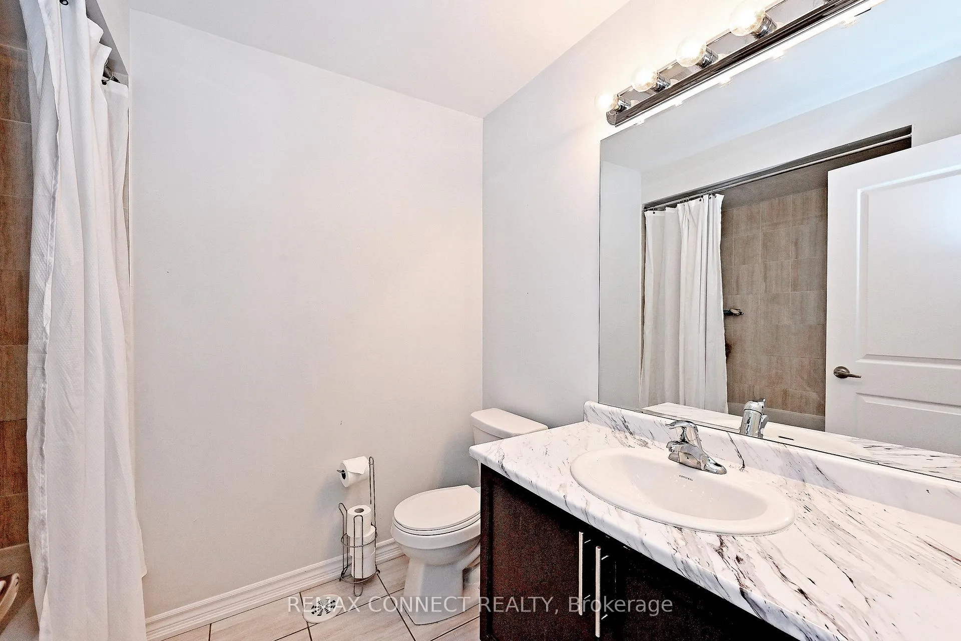 Photo 36 of 19 Gemma Place, Brampton, Heart Lake West — HOMEH