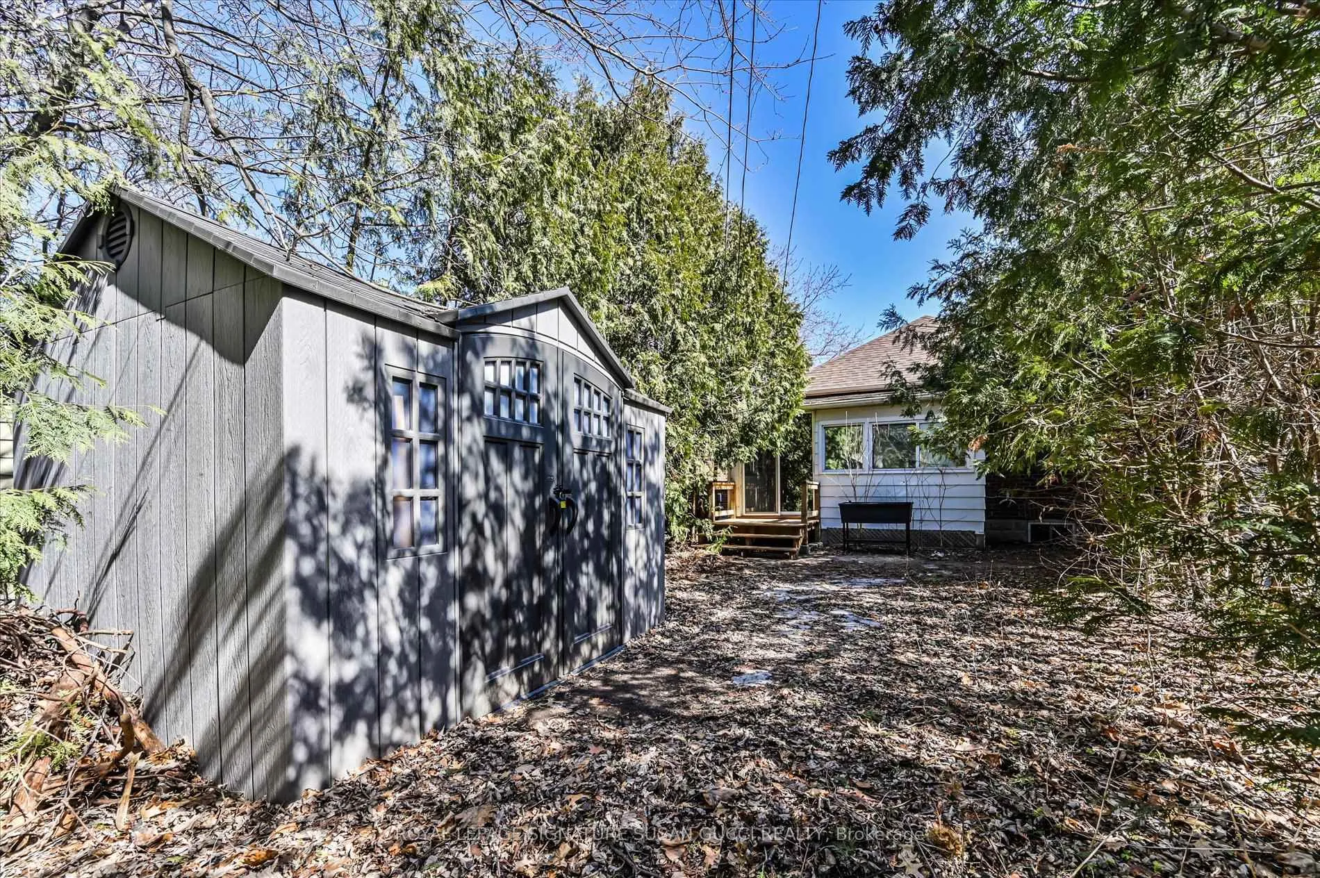 Photo 27 of 20 Airley Crescent, Toronto, East York — HOMEH