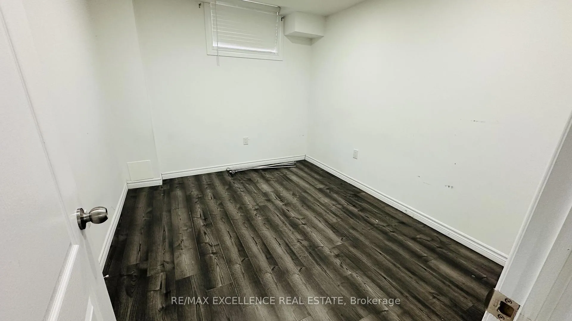 Photo 4 of Unit #Basement, 128 South Creek Drive, Kitchener — HOMEH
