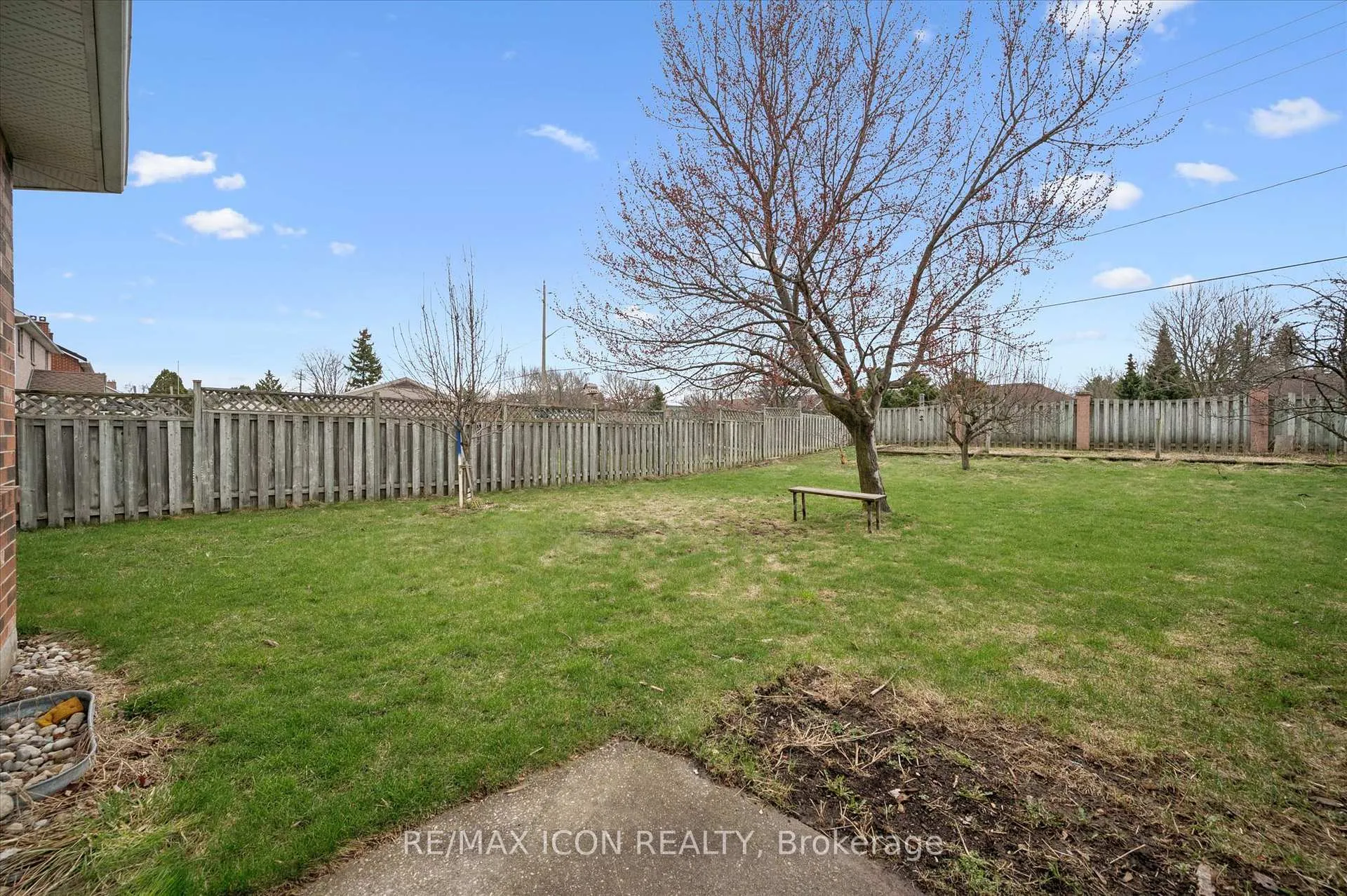 Photo 19 of 59 Bayne Crescent, Cambridge — HOMEH