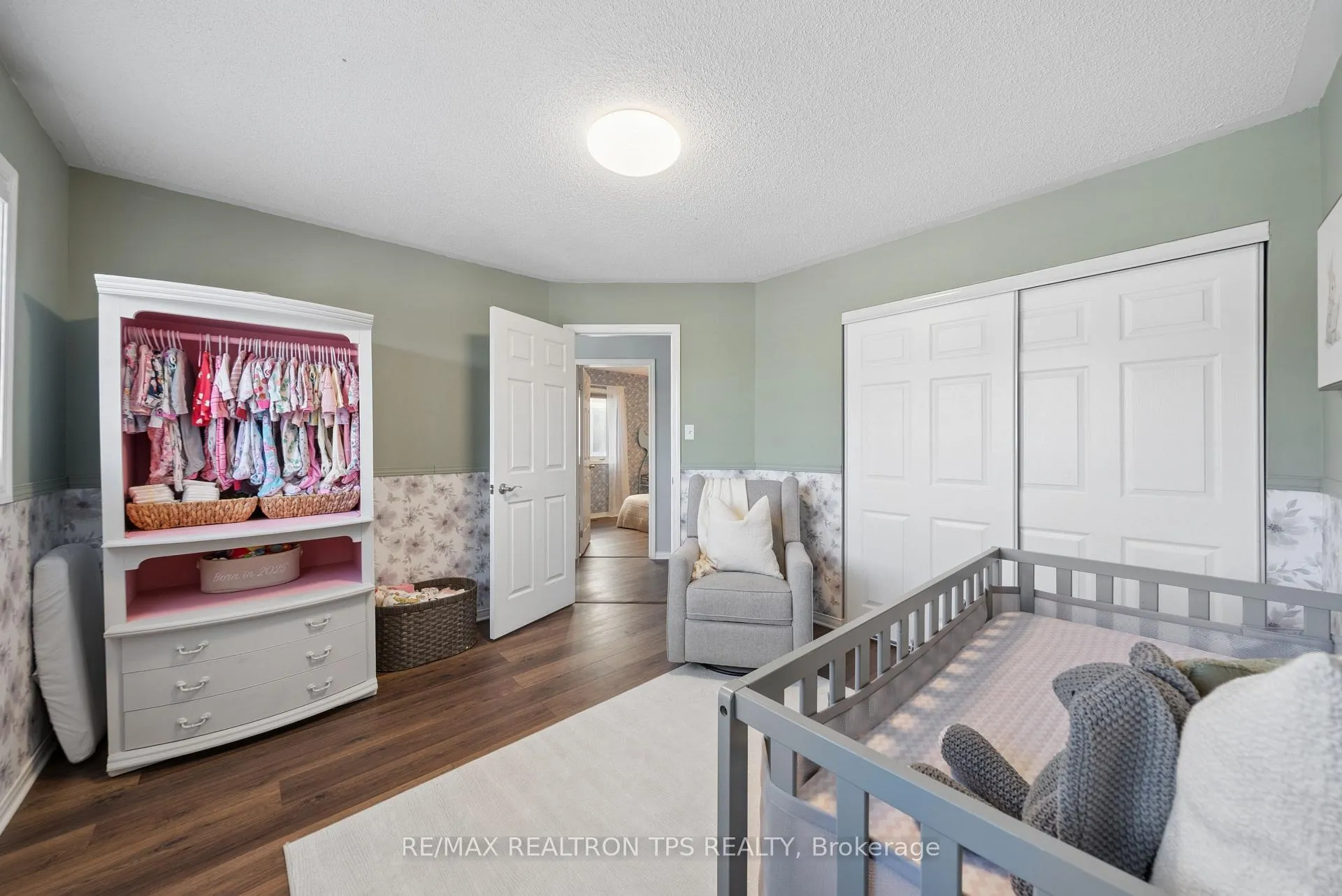 Photo 23 of 87 Madden Place, Clarington, Bowmanville — HOMEH