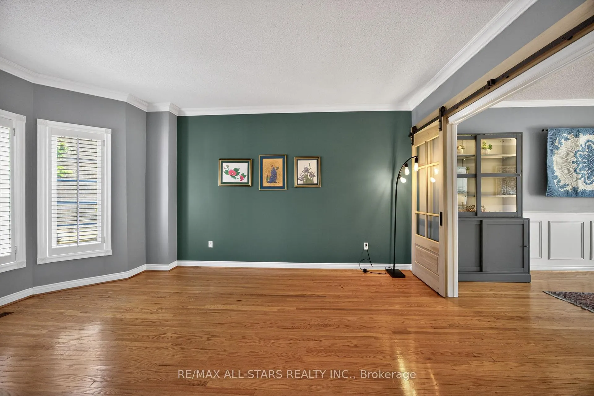 Photo 6 of 11 Bliss Court, Markham, Buttonville — HOMEH