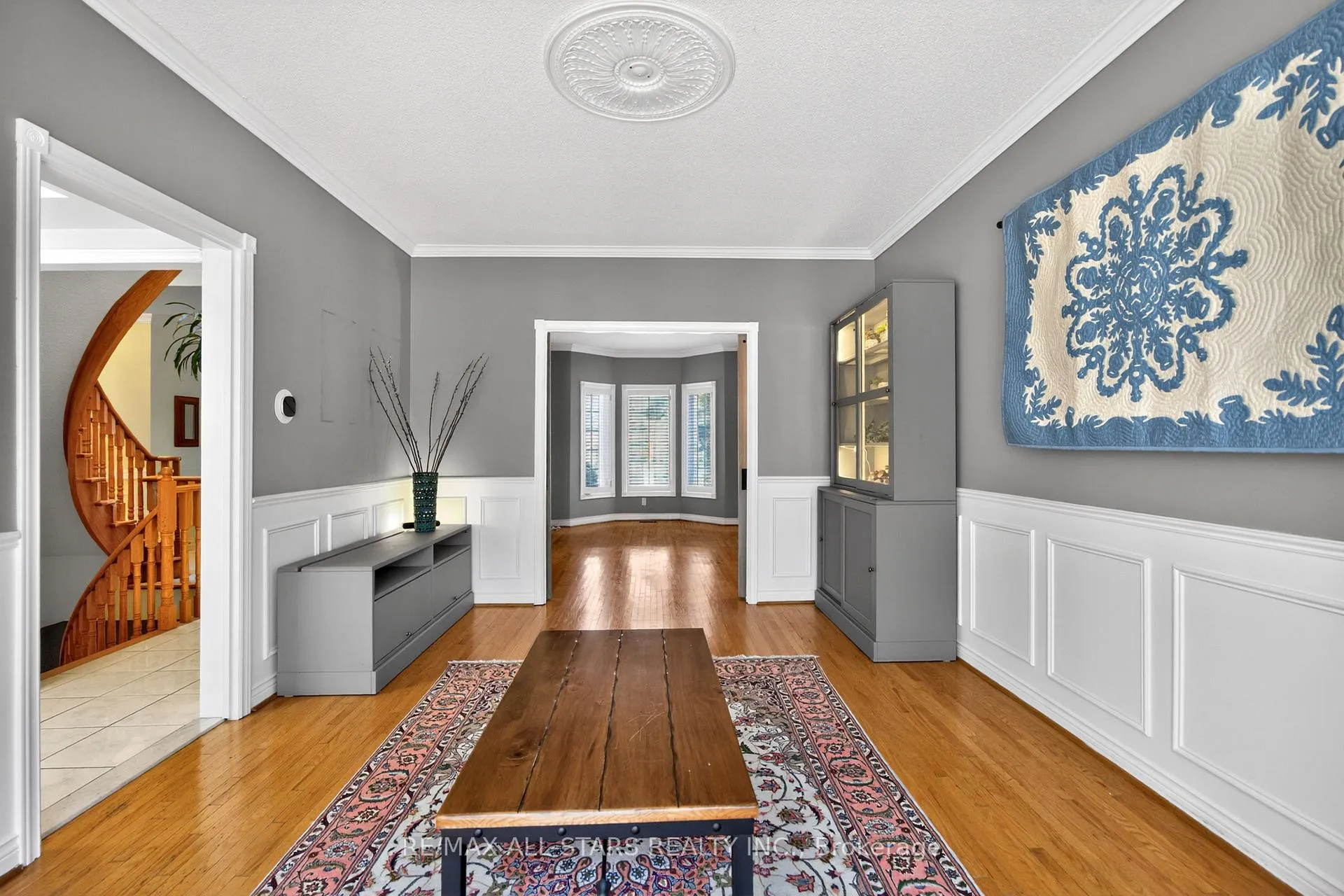 Photo 7 of 11 Bliss Court, Markham, Buttonville — HOMEH