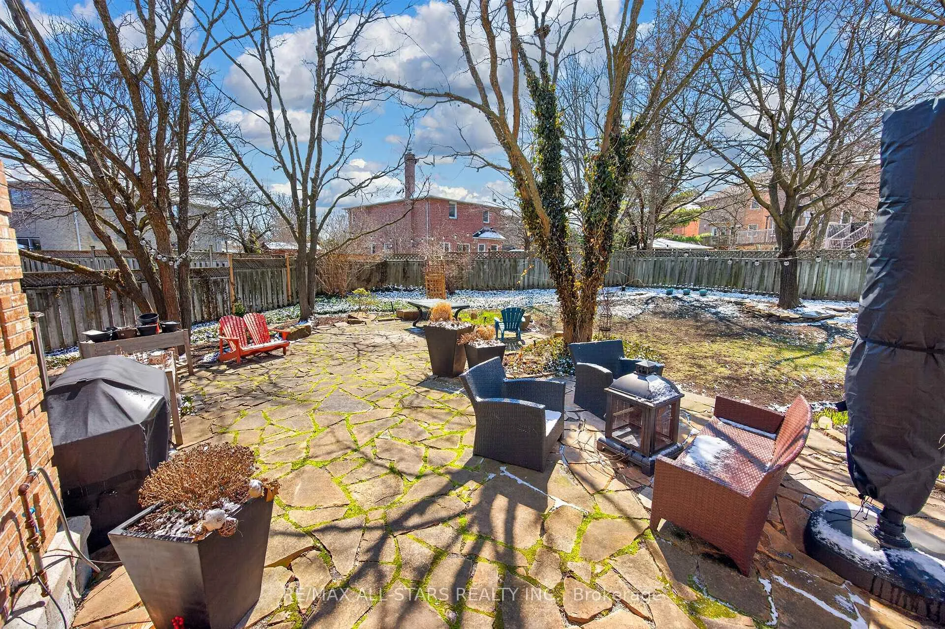 Photo 46 of 11 Bliss Court, Markham, Buttonville — HOMEH