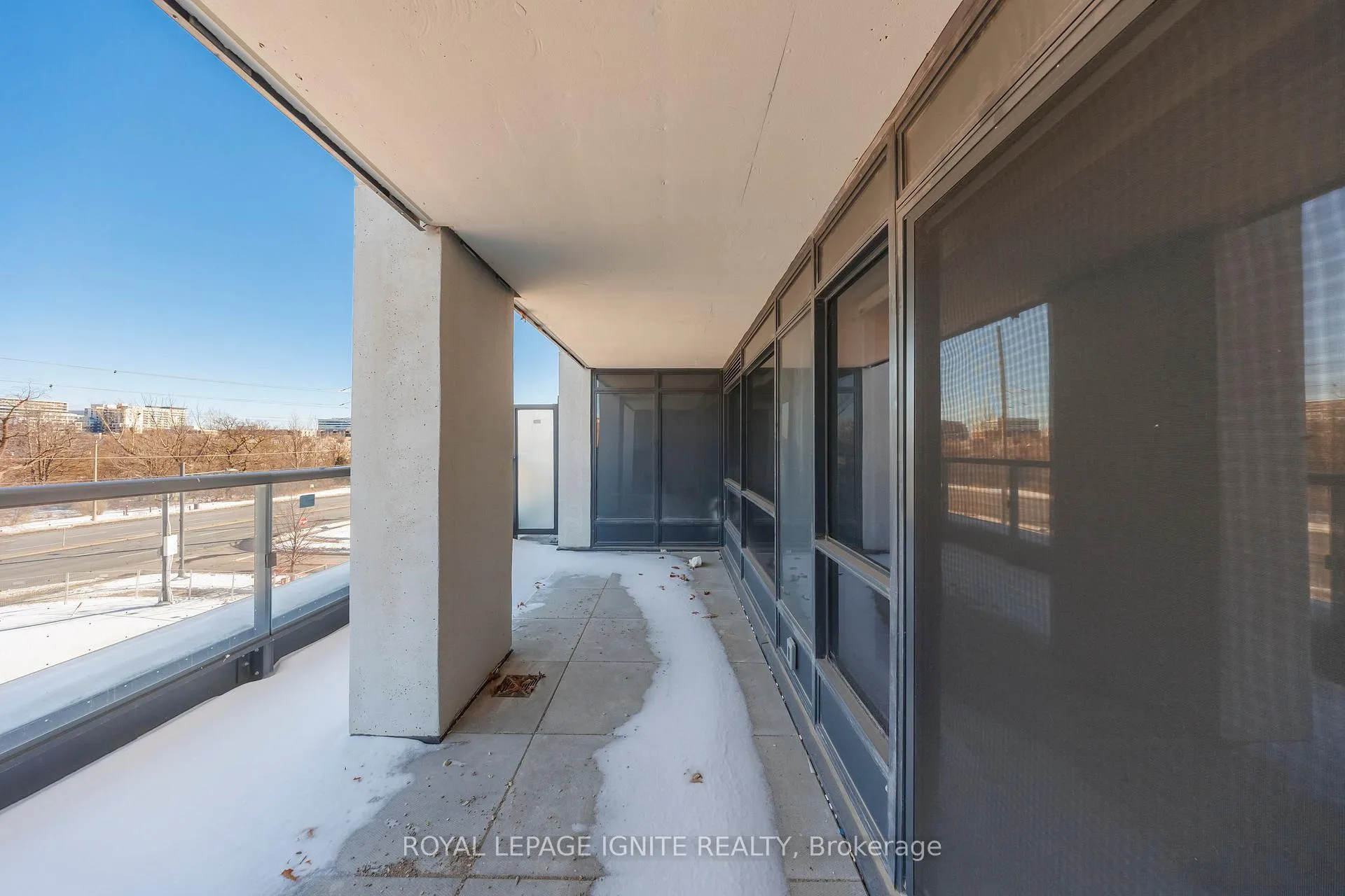 Photo 23 of Unit 320, 8 Cedarland Drive, Markham, Unionville — HOMEH