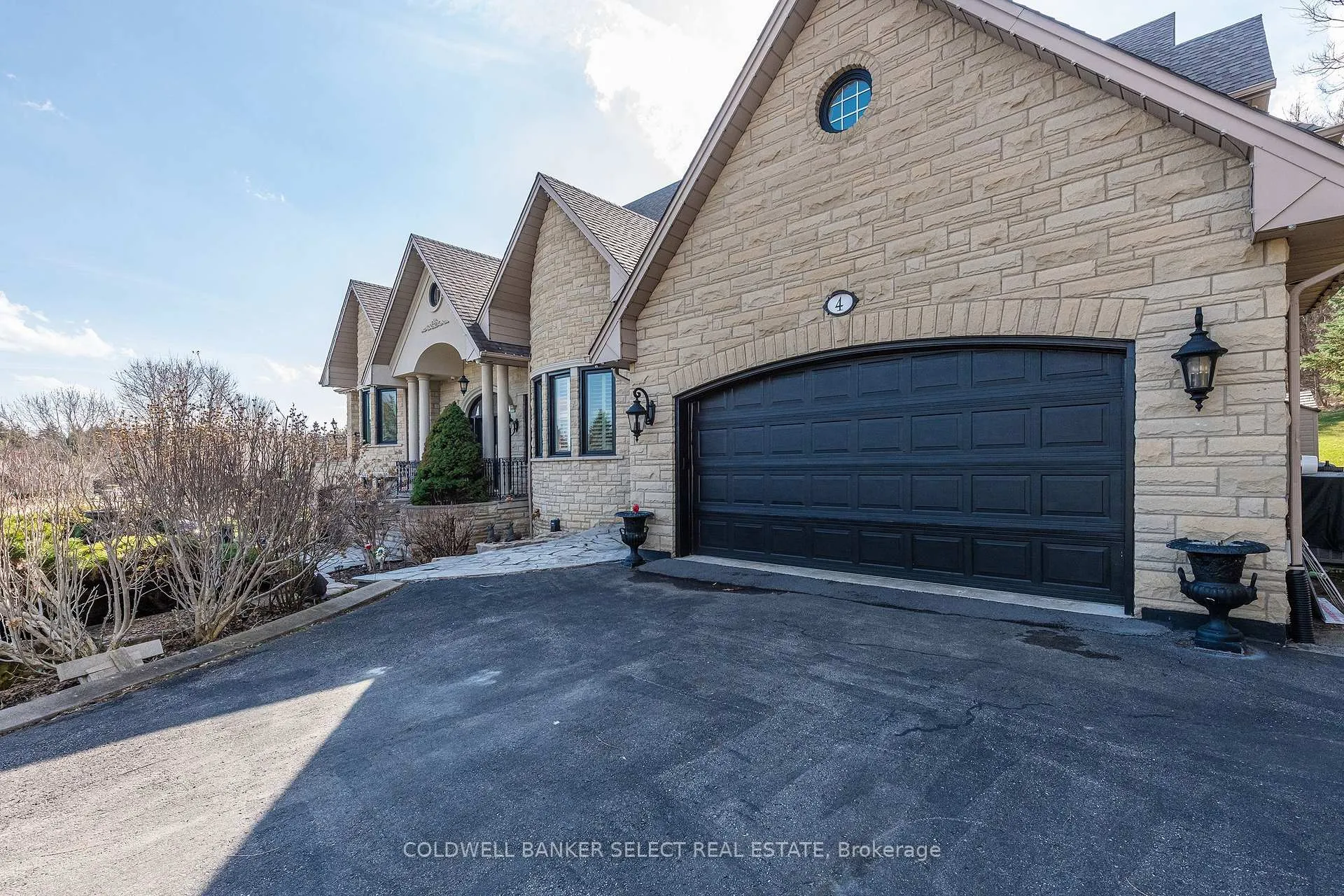 Photo 45 of 4 Valley Hill Road, Caledon, Palgrave — HOMEH
