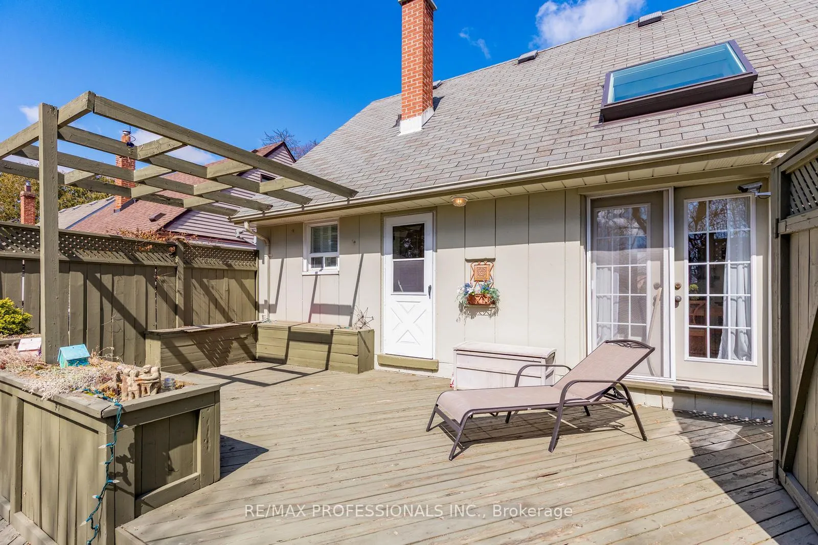 Photo 30 of 11 Mitcham Drive, Etobicoke, Alderwood — HOMEH