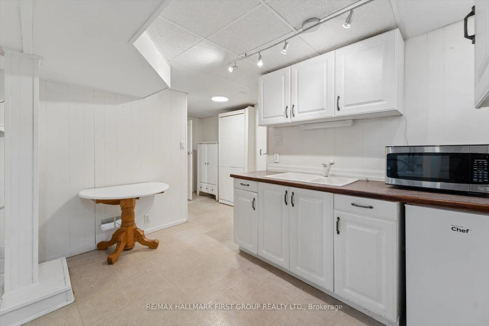 Photo 16 of 130 Admiral Road, Ajax, South East — HOMEH