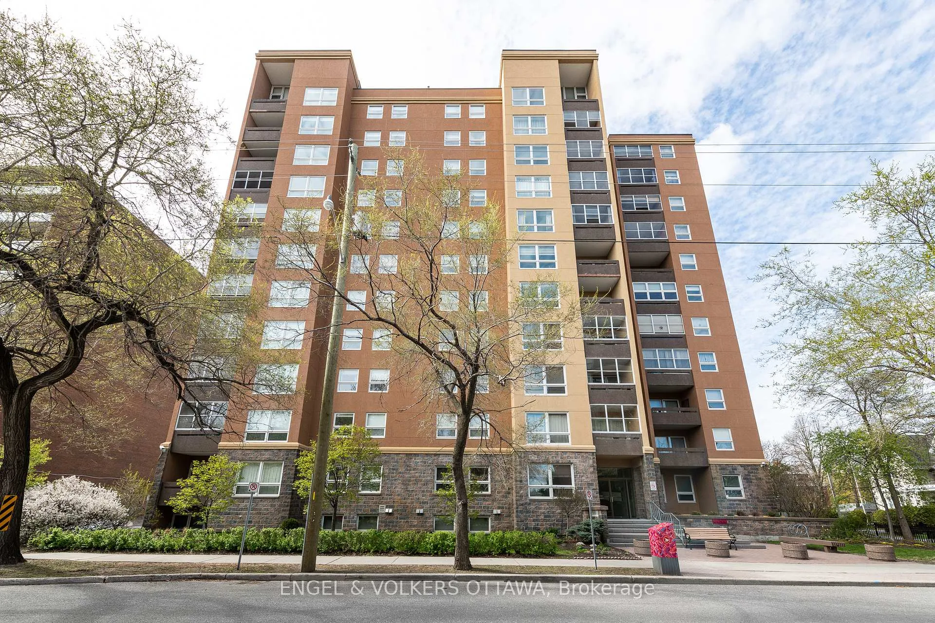 Photo 1 of Unit 906, 373 Laurier Avenue E, Ottawa, Sandy Hill — HOMEH