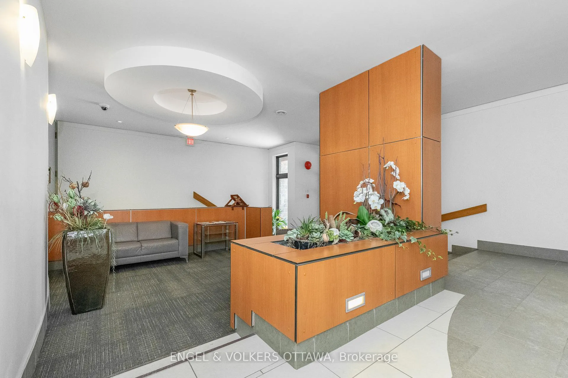 Photo 3 of Unit 906, 373 Laurier Avenue E, Ottawa, Sandy Hill — HOMEH