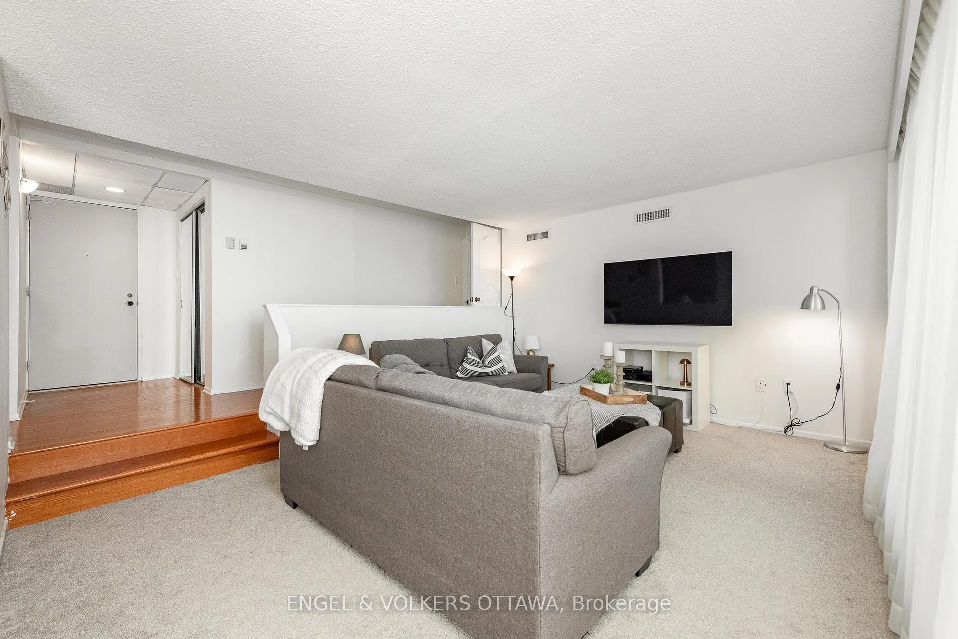 Photo 8 of Unit 906, 373 Laurier Avenue E, Ottawa, Sandy Hill — HOMEH
