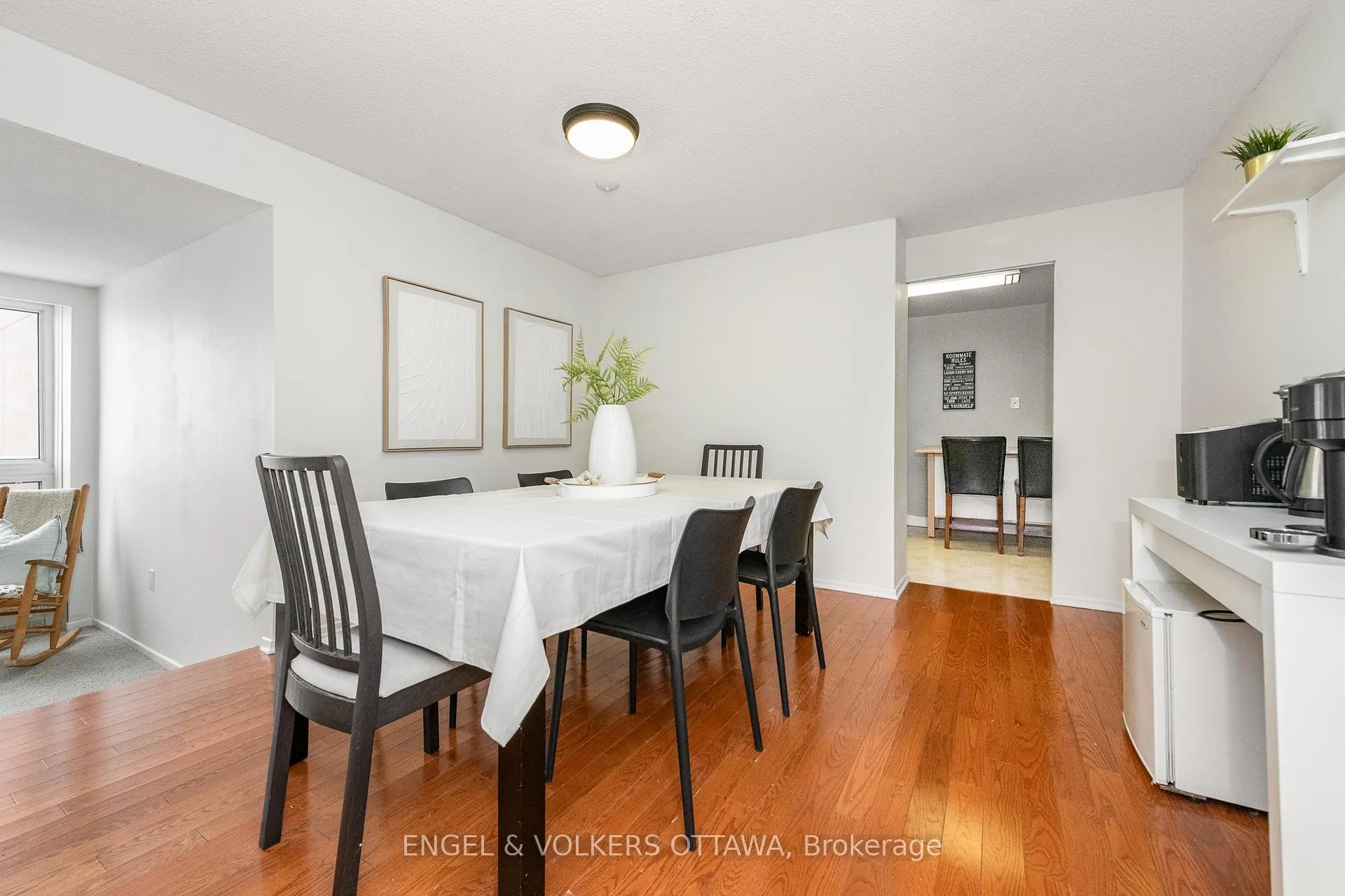 Photo 15 of Unit 906, 373 Laurier Avenue E, Ottawa, Sandy Hill — HOMEH