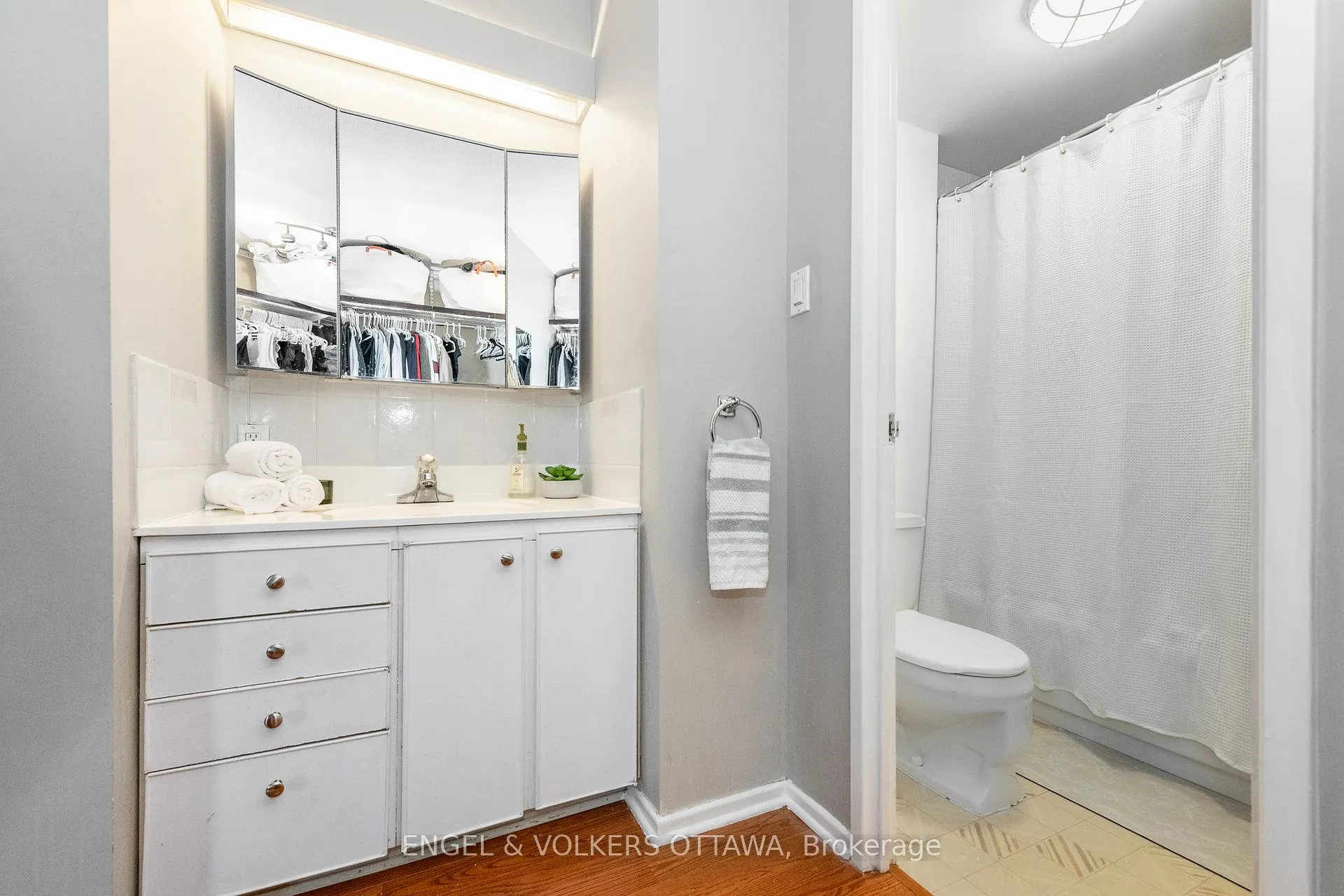 Photo 36 of Unit 906, 373 Laurier Avenue E, Ottawa, Sandy Hill — HOMEH