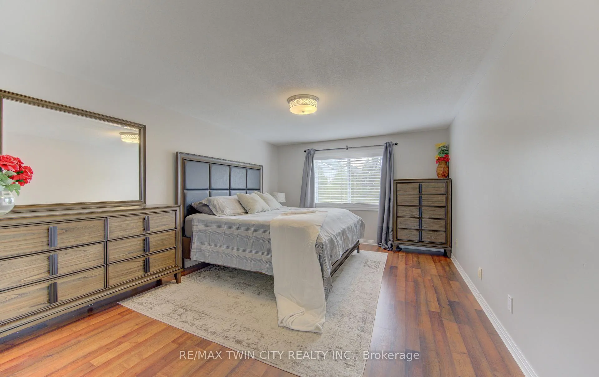 Photo 21 of Unit A, 651 Pinerow Crescent, Waterloo — HOMEH