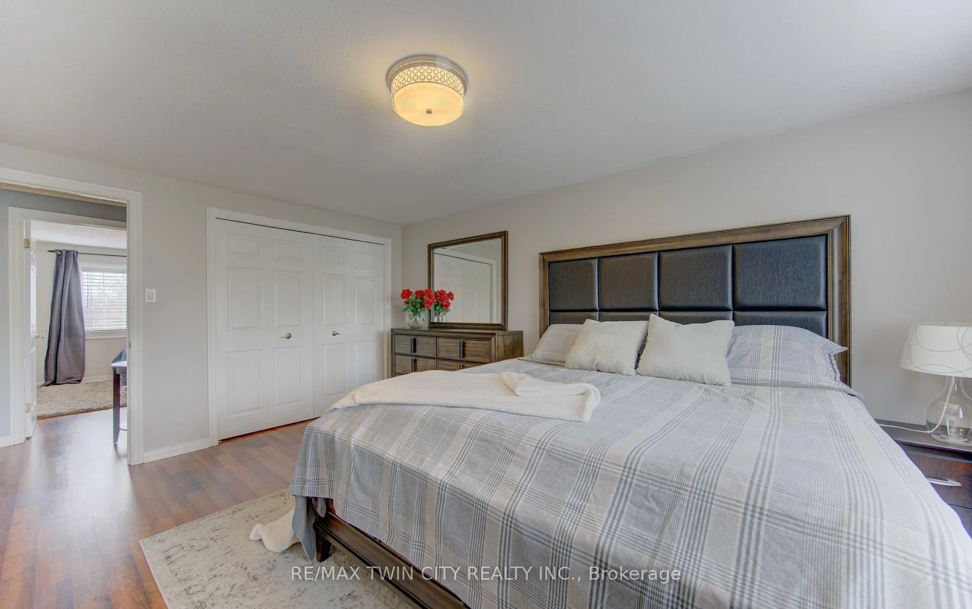 Photo 22 of Unit A, 651 Pinerow Crescent, Waterloo — HOMEH