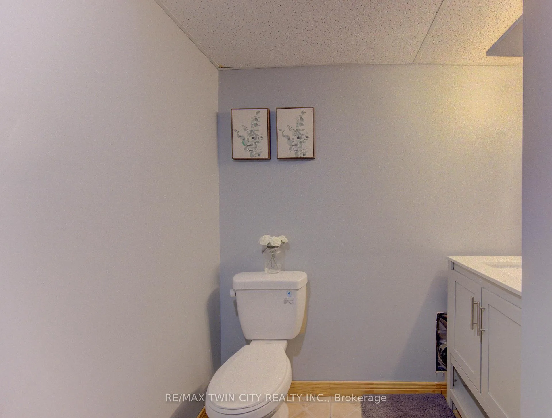 Photo 32 of Unit A, 651 Pinerow Crescent, Waterloo — HOMEH