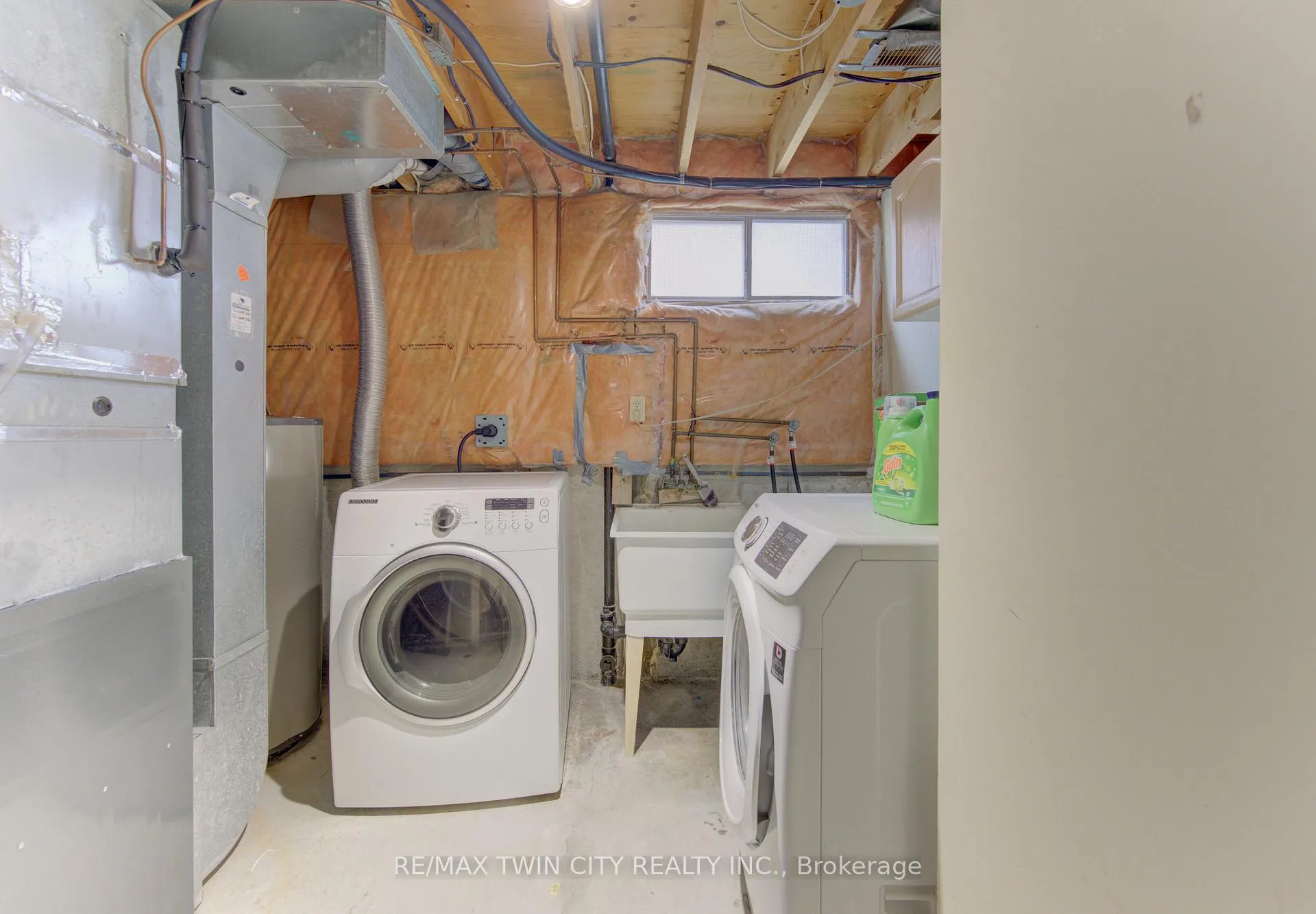 Photo 33 of Unit A, 651 Pinerow Crescent, Waterloo — HOMEH