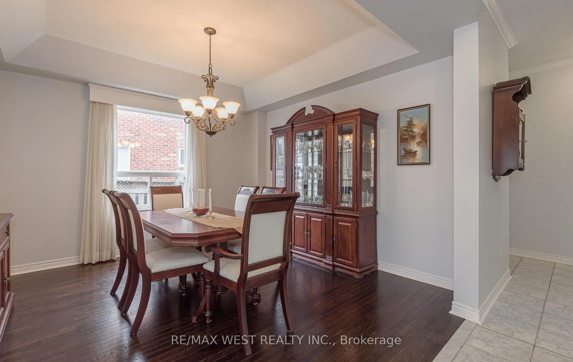Photo 7 of 15 Virginia Drive, Brampton, Snelgrove — HOMEH