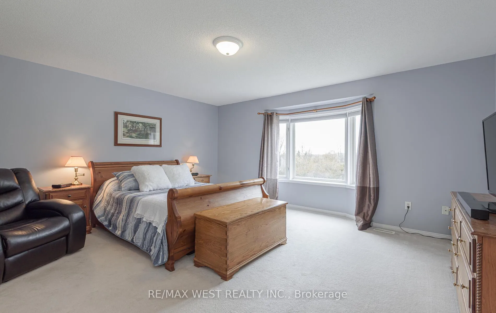 Photo 21 of 15 Virginia Drive, Brampton, Snelgrove — HOMEH