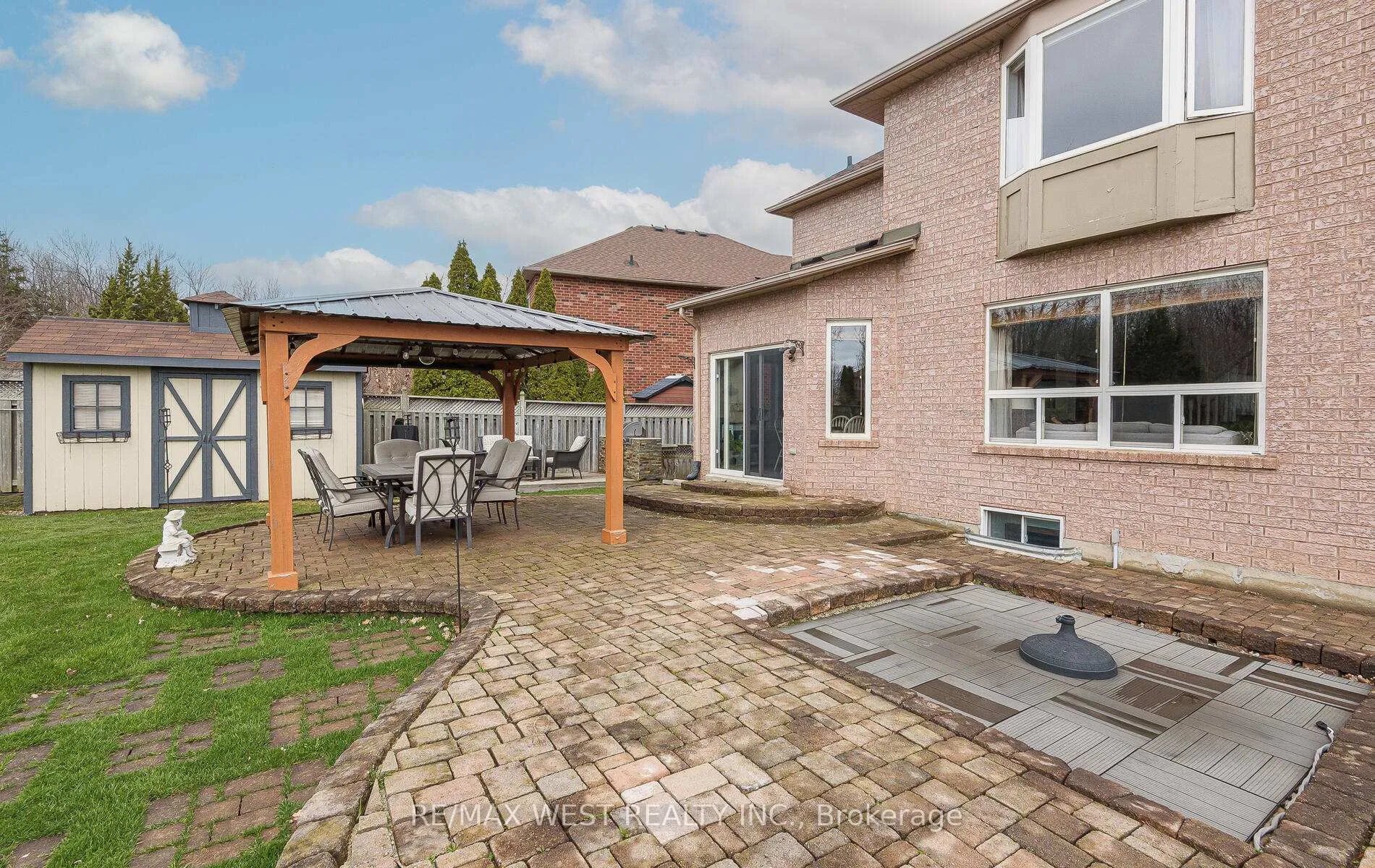 Photo 48 of 15 Virginia Drive, Brampton, Snelgrove — HOMEH