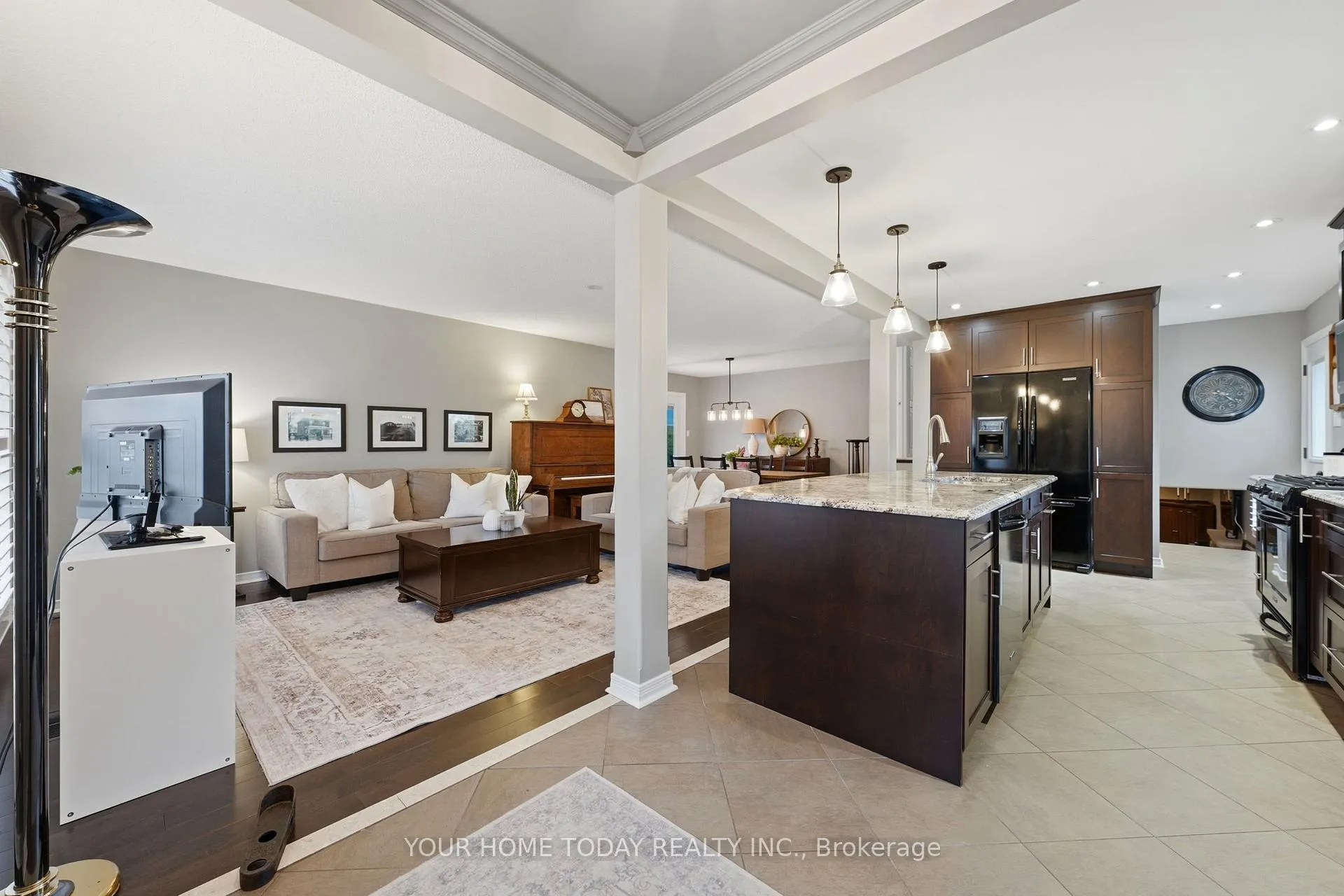 Photo 6 of 31 Chelvin Drive, Halton Hills, Georgetown — HOMEH