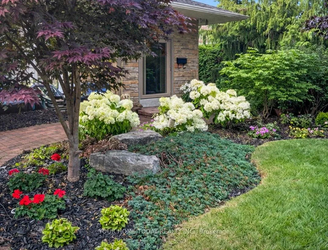 Photo 40 of 31 Chelvin Drive, Halton Hills, Georgetown — HOMEH