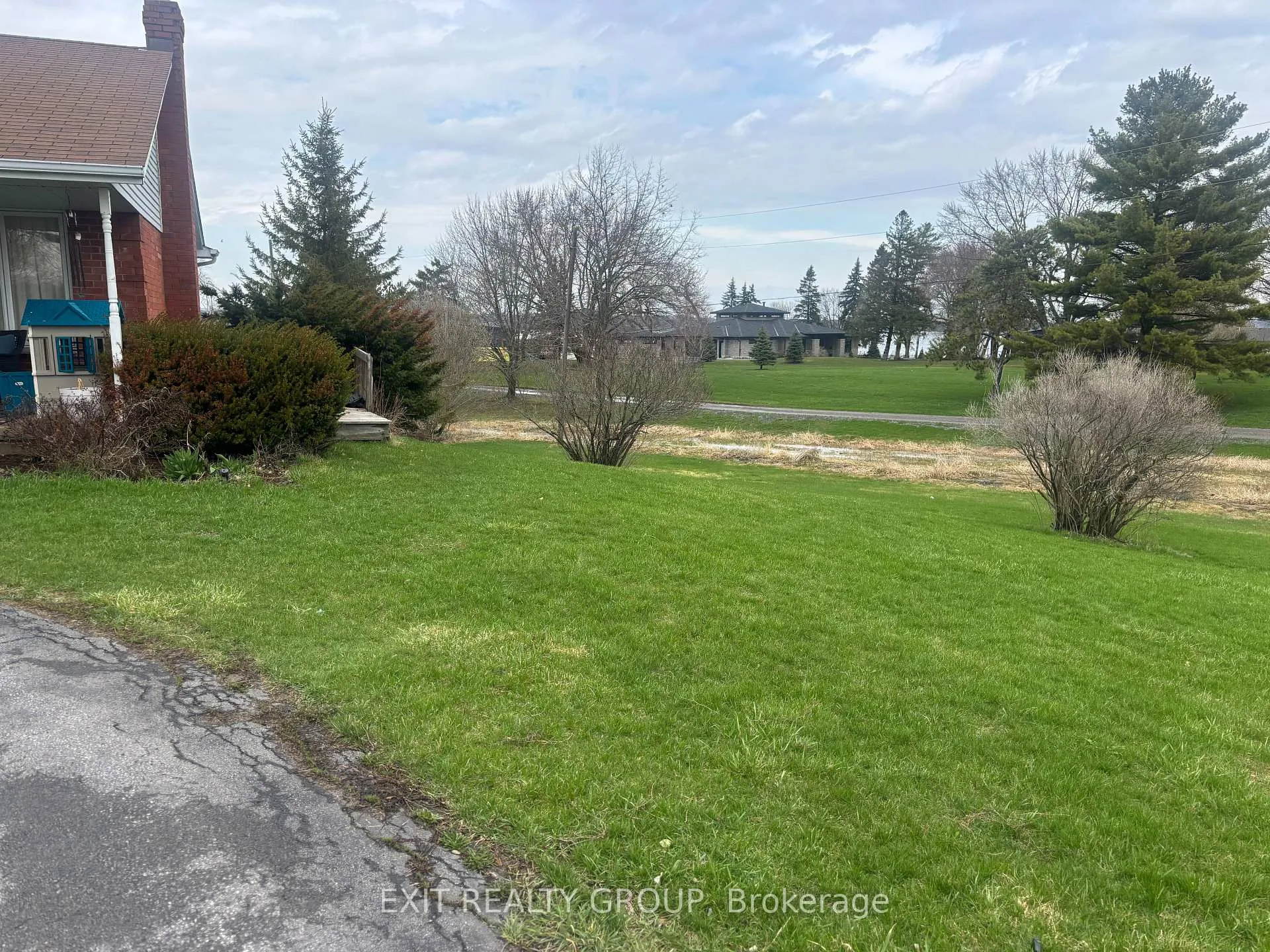 Photo 3 of 1162 County Rd 3, Prince Edward County, Ameliasburg Ward — HOMEH