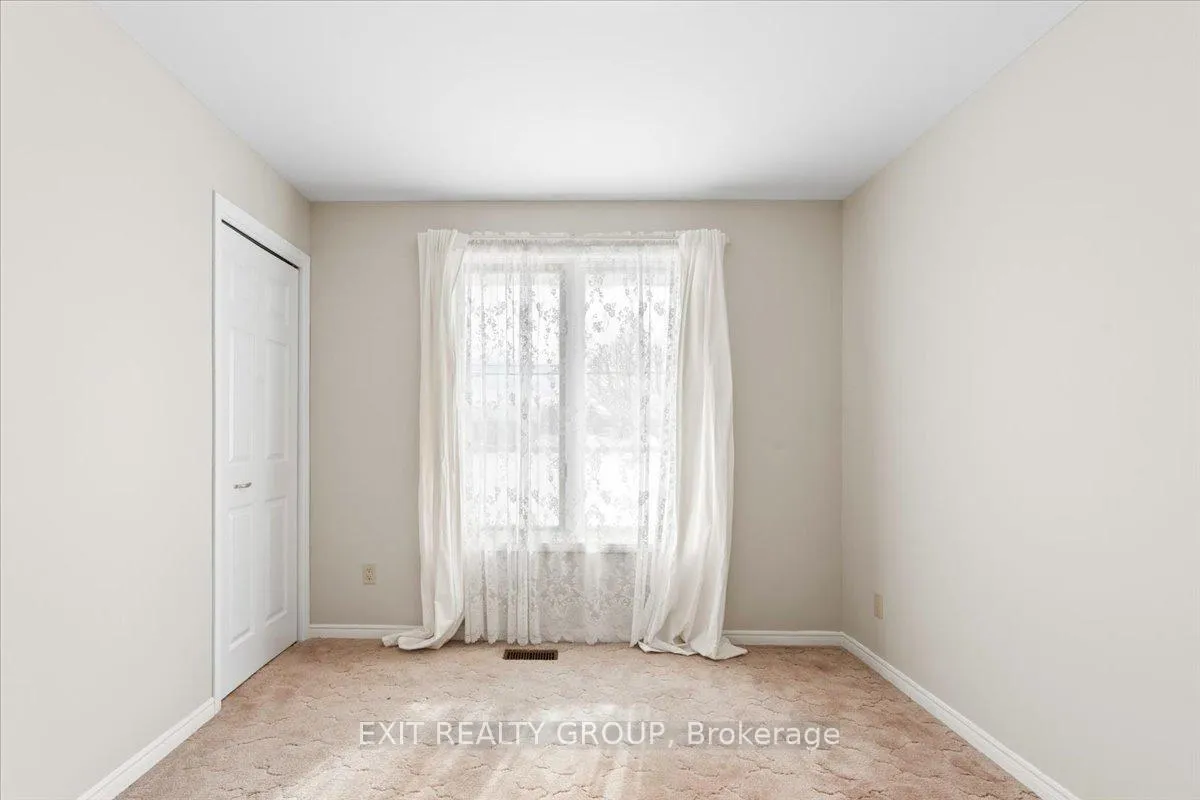 Photo 13 of 1162 County Rd 3, Prince Edward County, Ameliasburg Ward — HOMEH