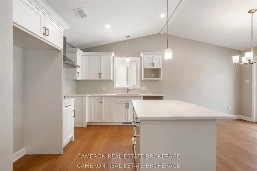 Photo 5 of 3153 Mauricy Street, Cornwall — HOMEH